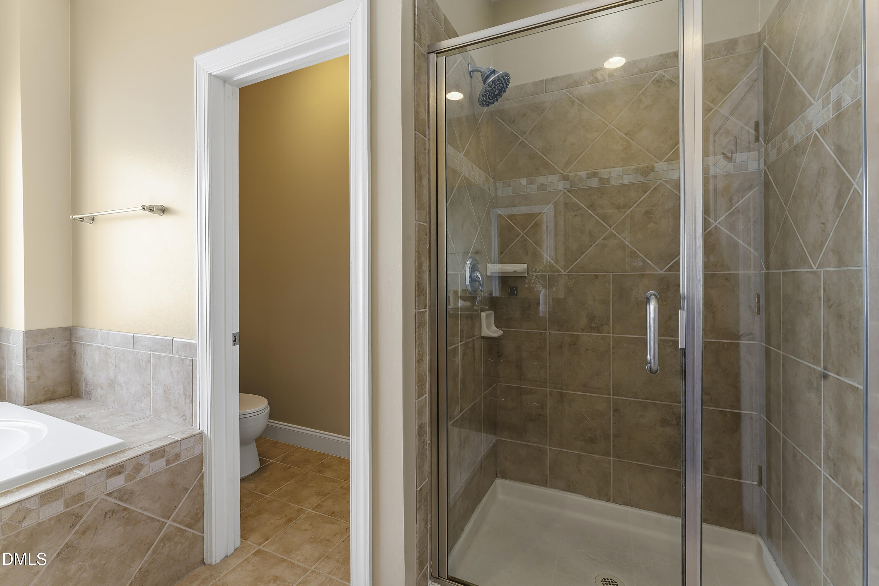 407 Powers Ferry Road Property Photo 36