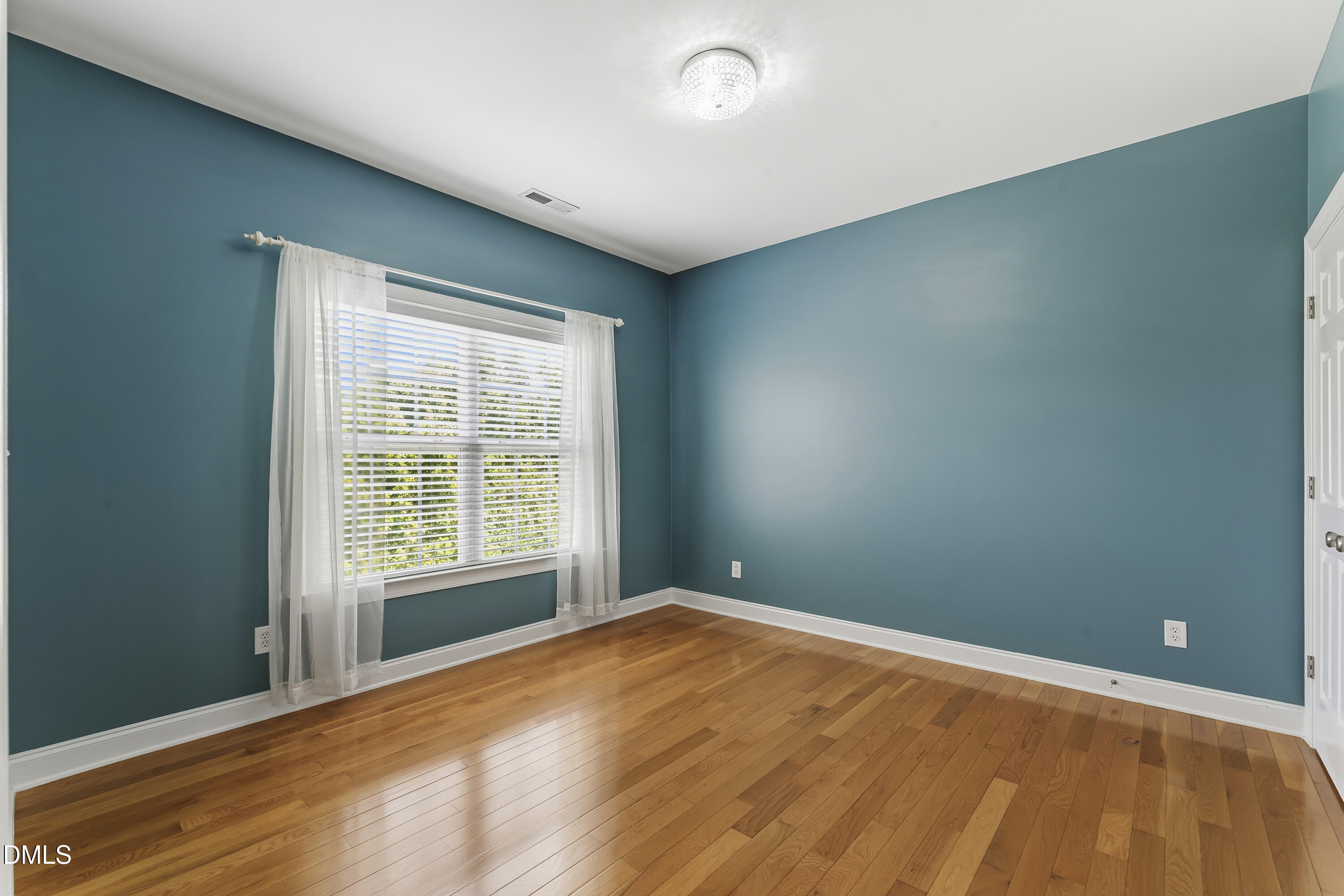 407 Powers Ferry Road Property Photo 38