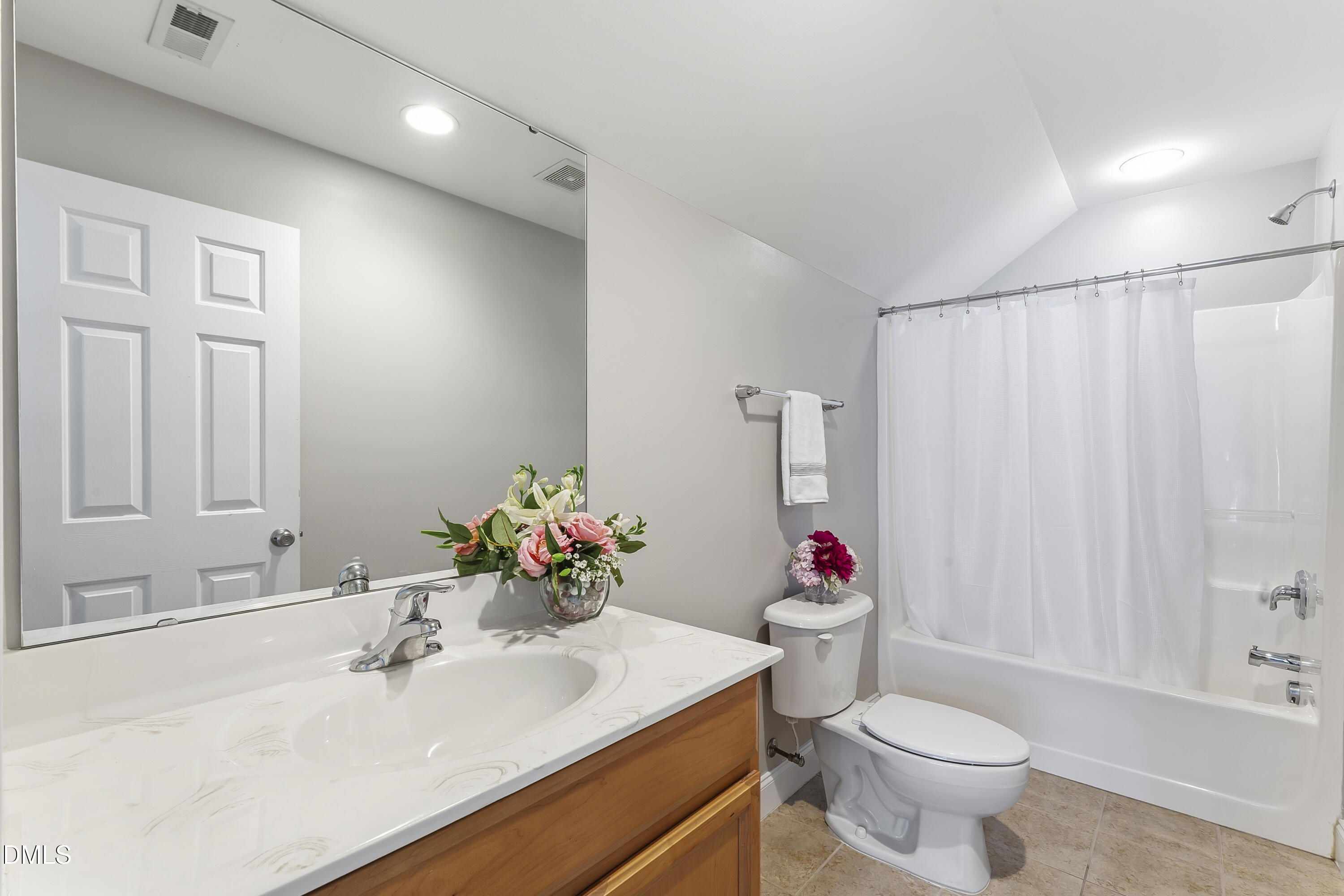 407 Powers Ferry Road Property Photo 45