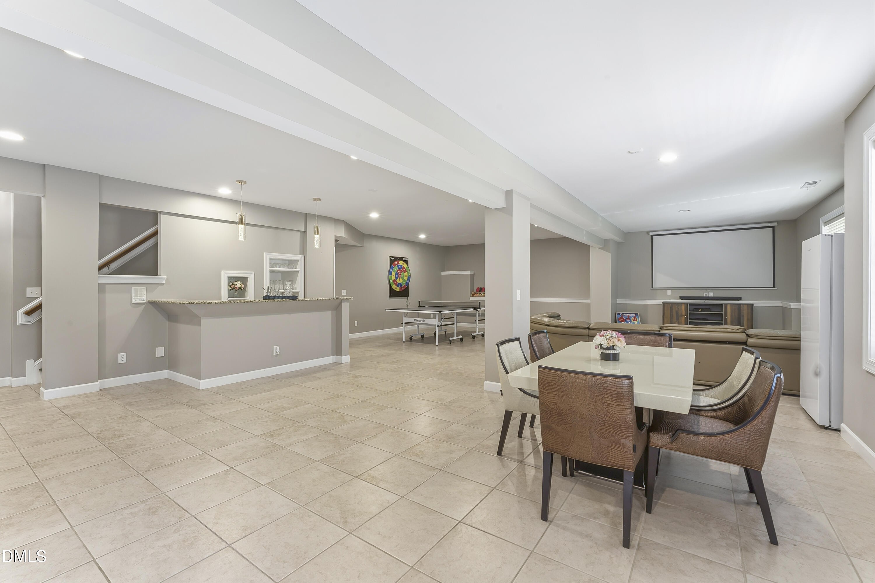 407 Powers Ferry Road Property Photo 46
