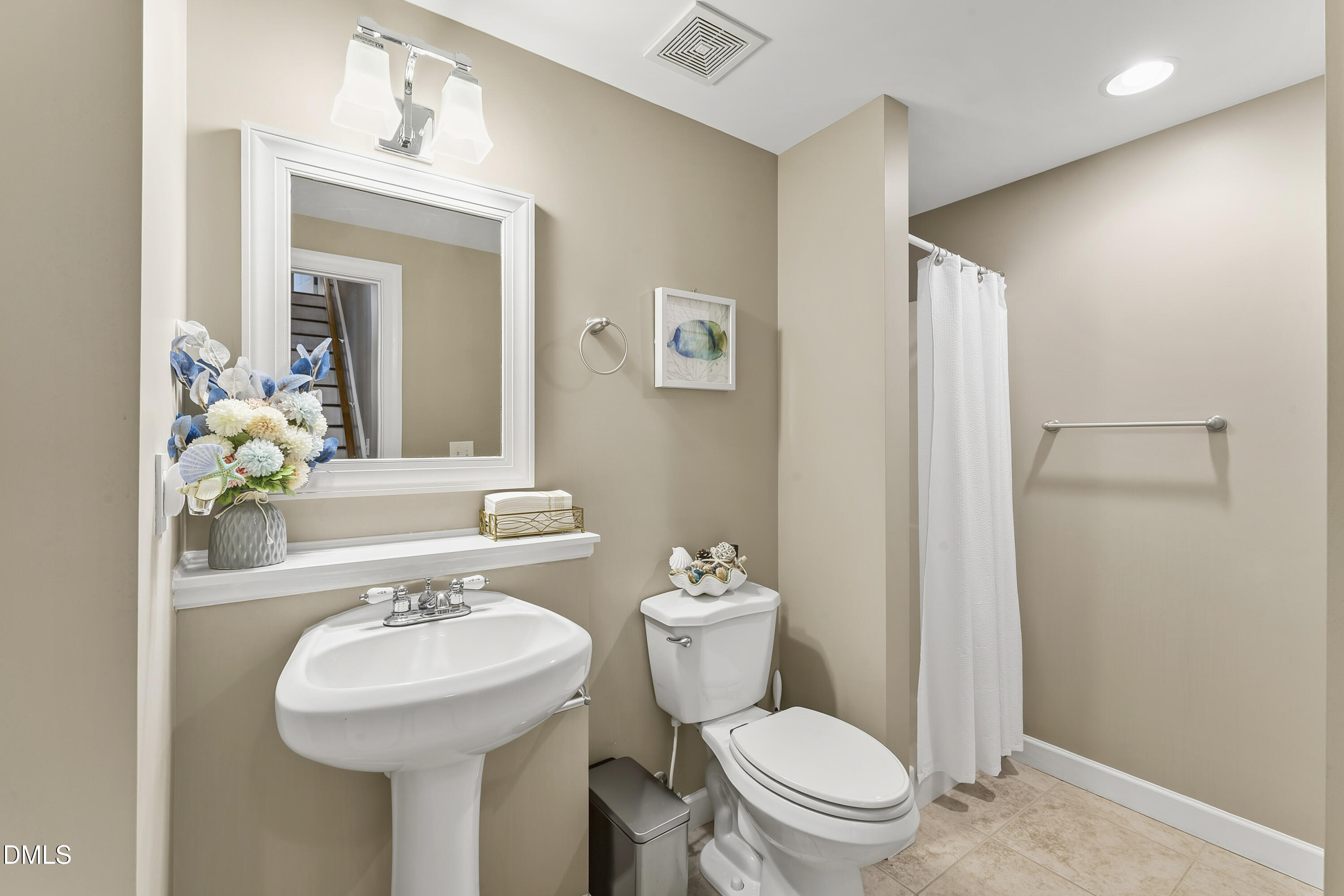 407 Powers Ferry Road Property Photo 52