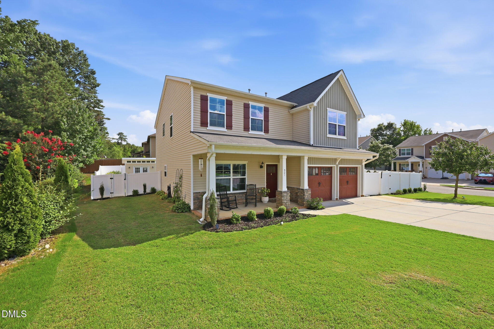 921 Sugar Tree Drive Property Photo 1