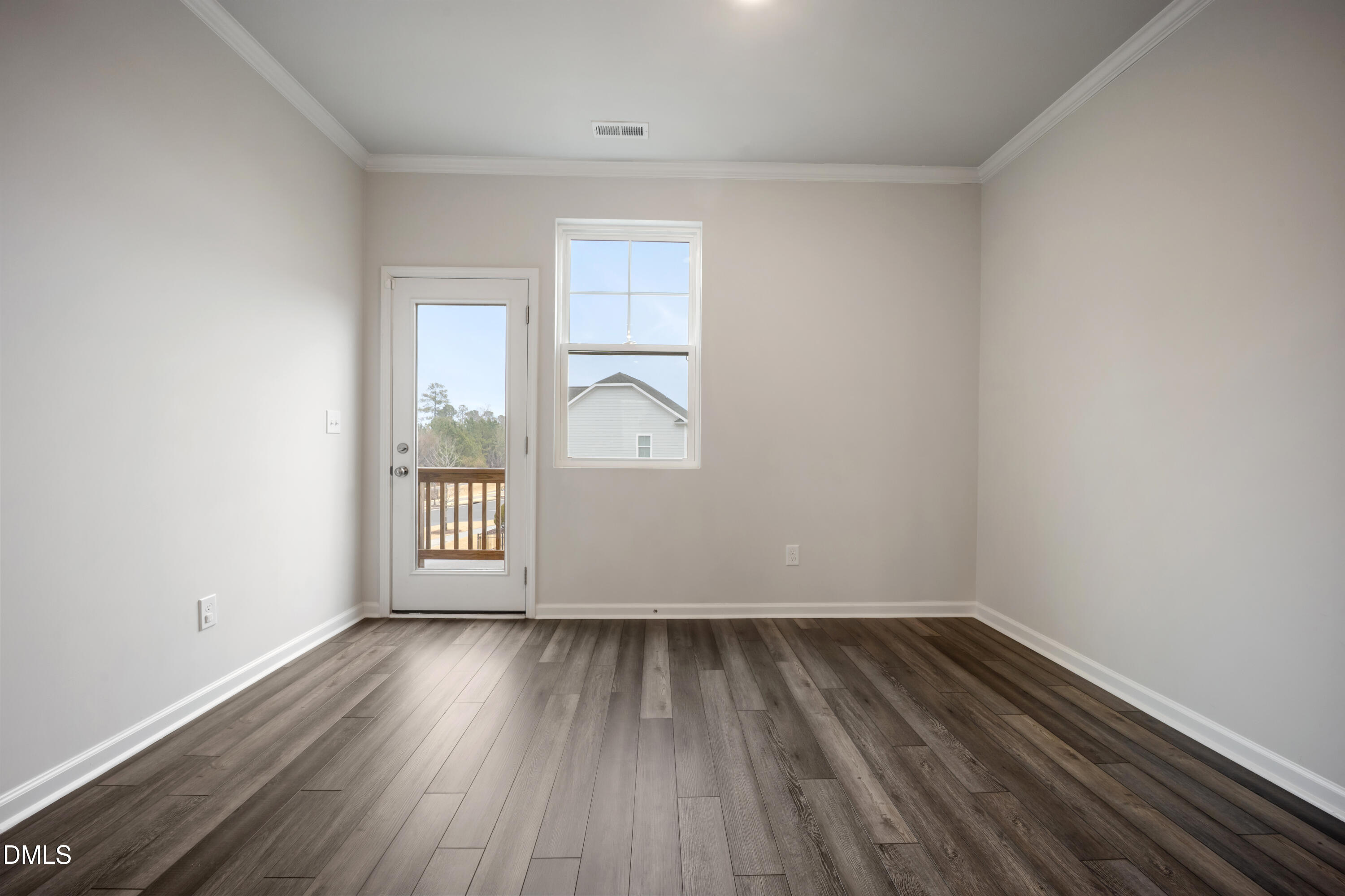 6654 Perry Creek Road Property Photo 8