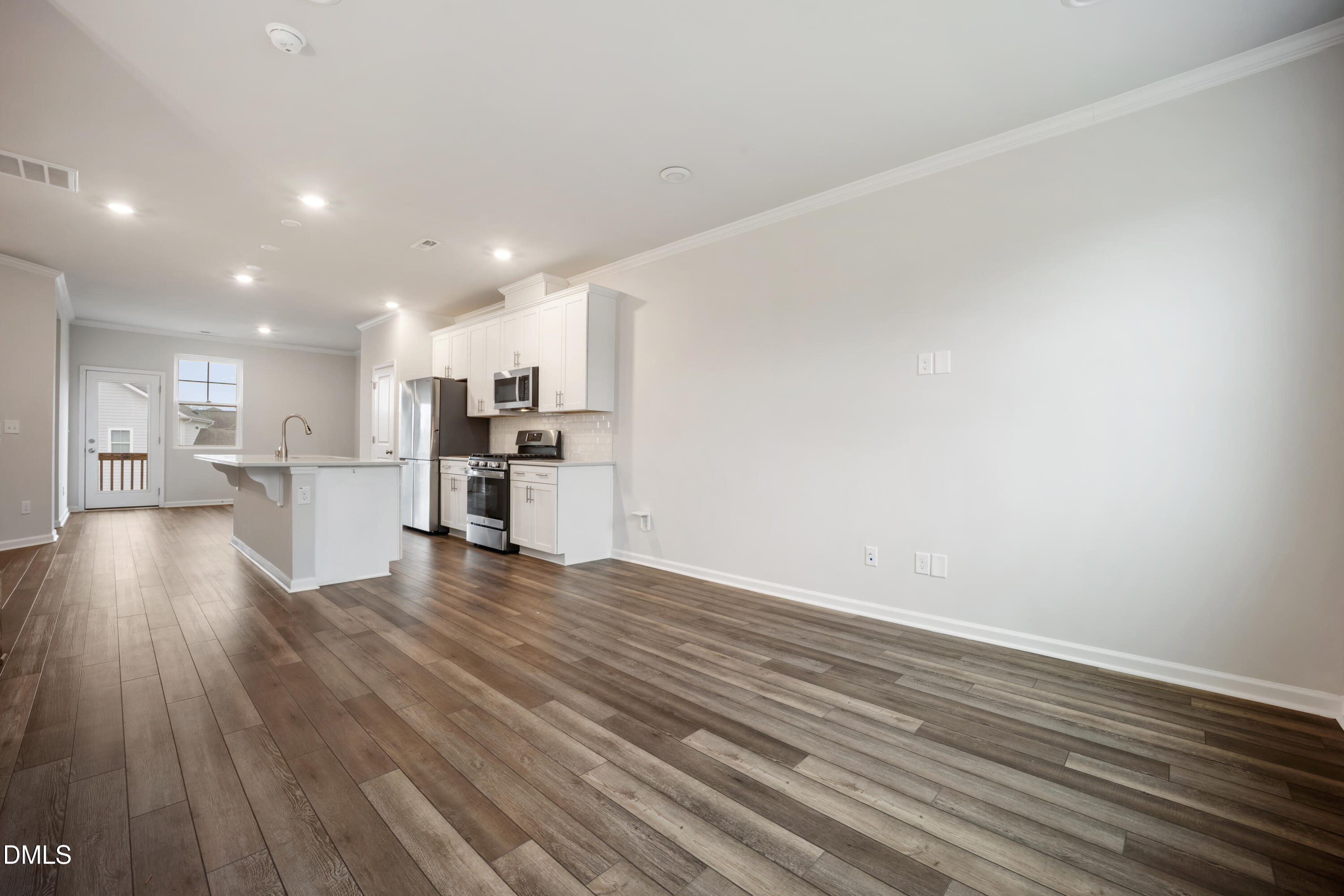 6654 Perry Creek Road Property Photo 14