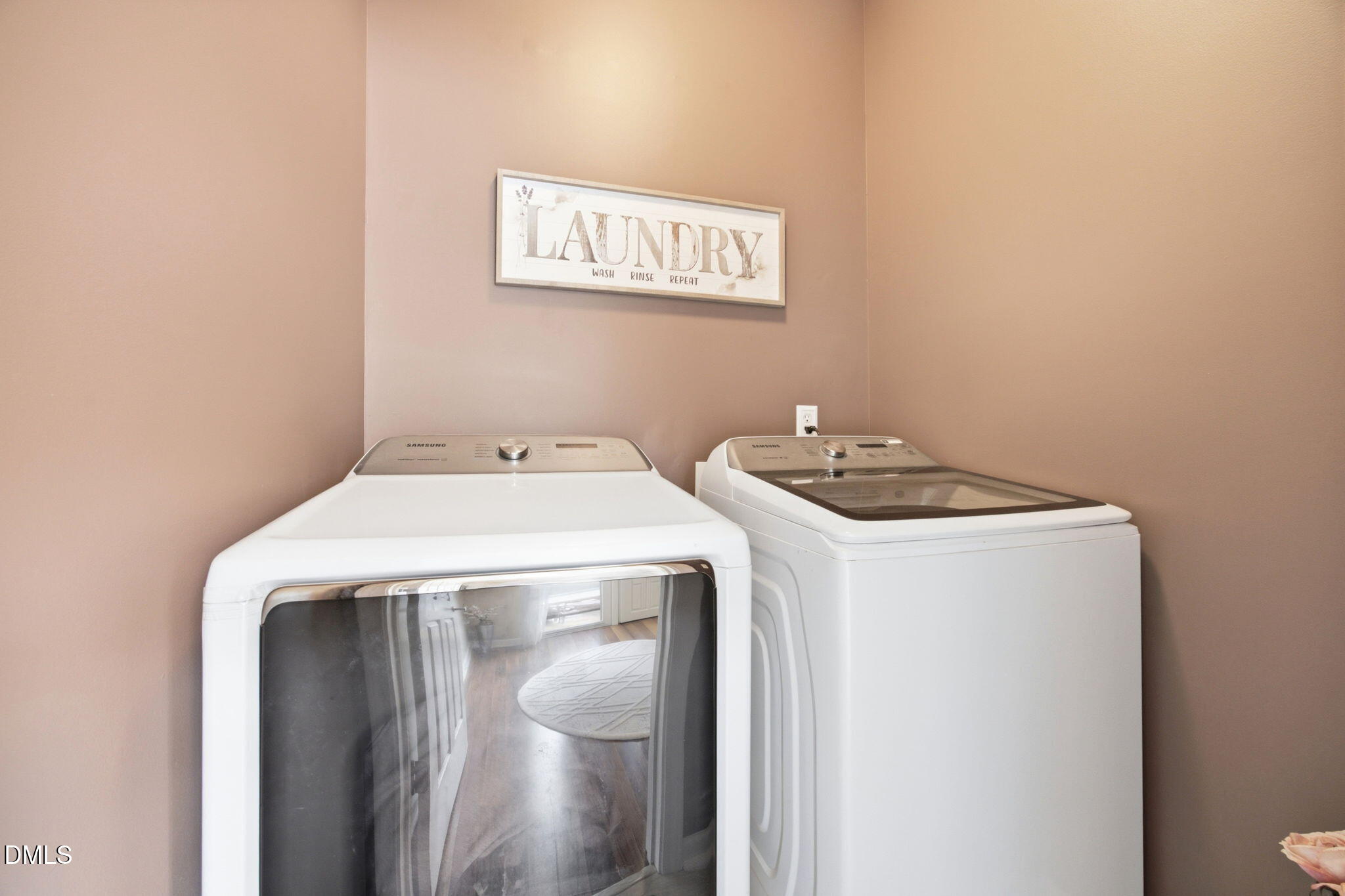 3022 Winding Waters Way Property Photo 10