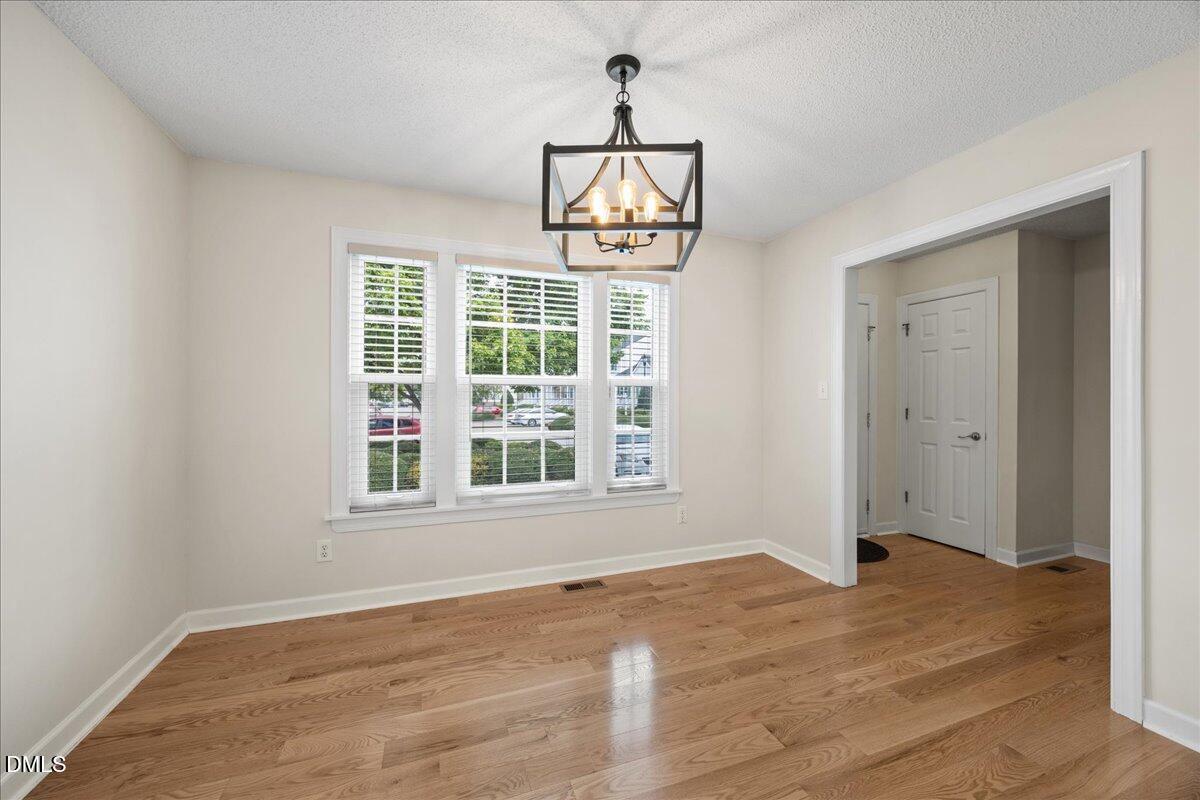 1932 Stroll Circle Property Photo 5