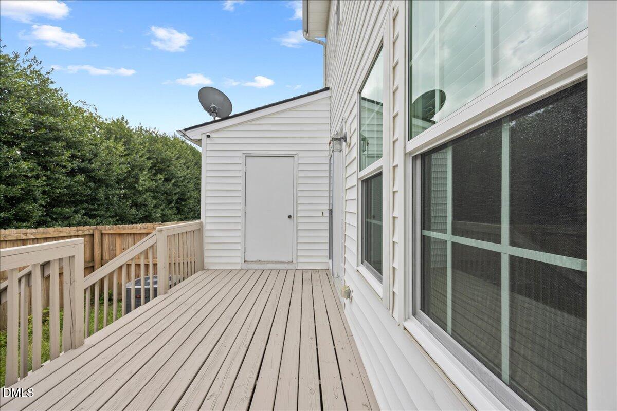 1932 Stroll Circle Property Photo 21