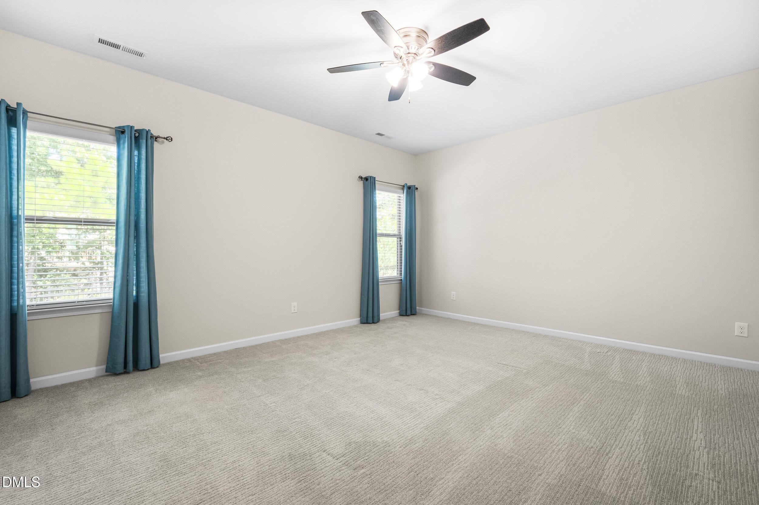 4021 Reunion Creek Parkway Property Photo 9