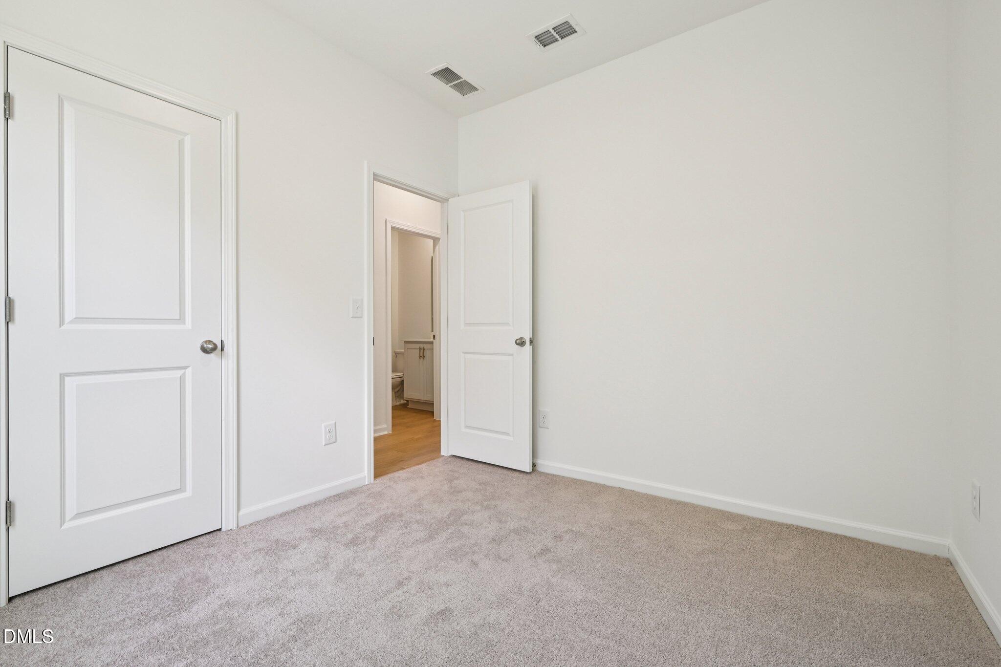 6664 Chillingham Drive Property Photo 19