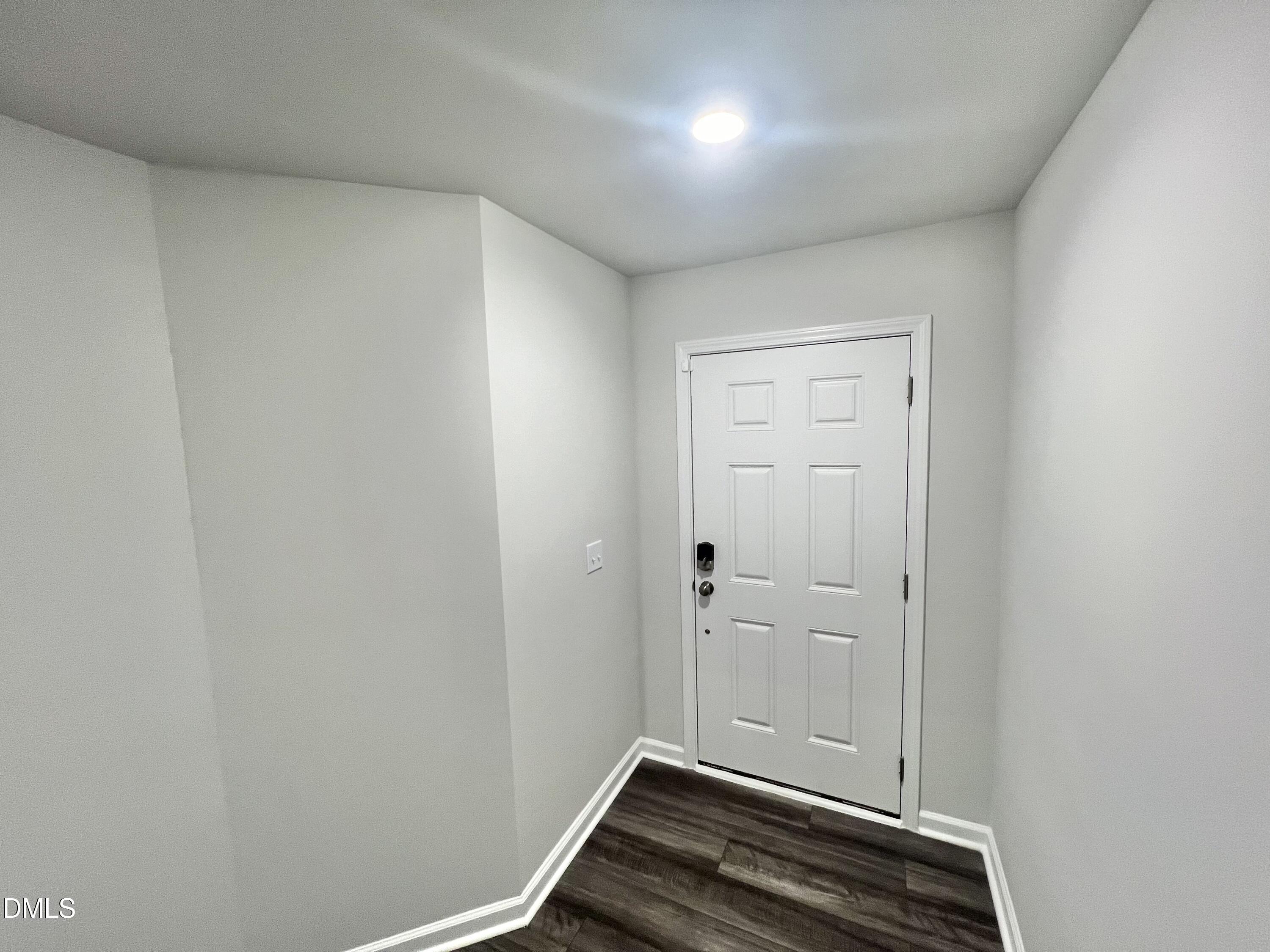 2533 Chert Lane Property Photo 2