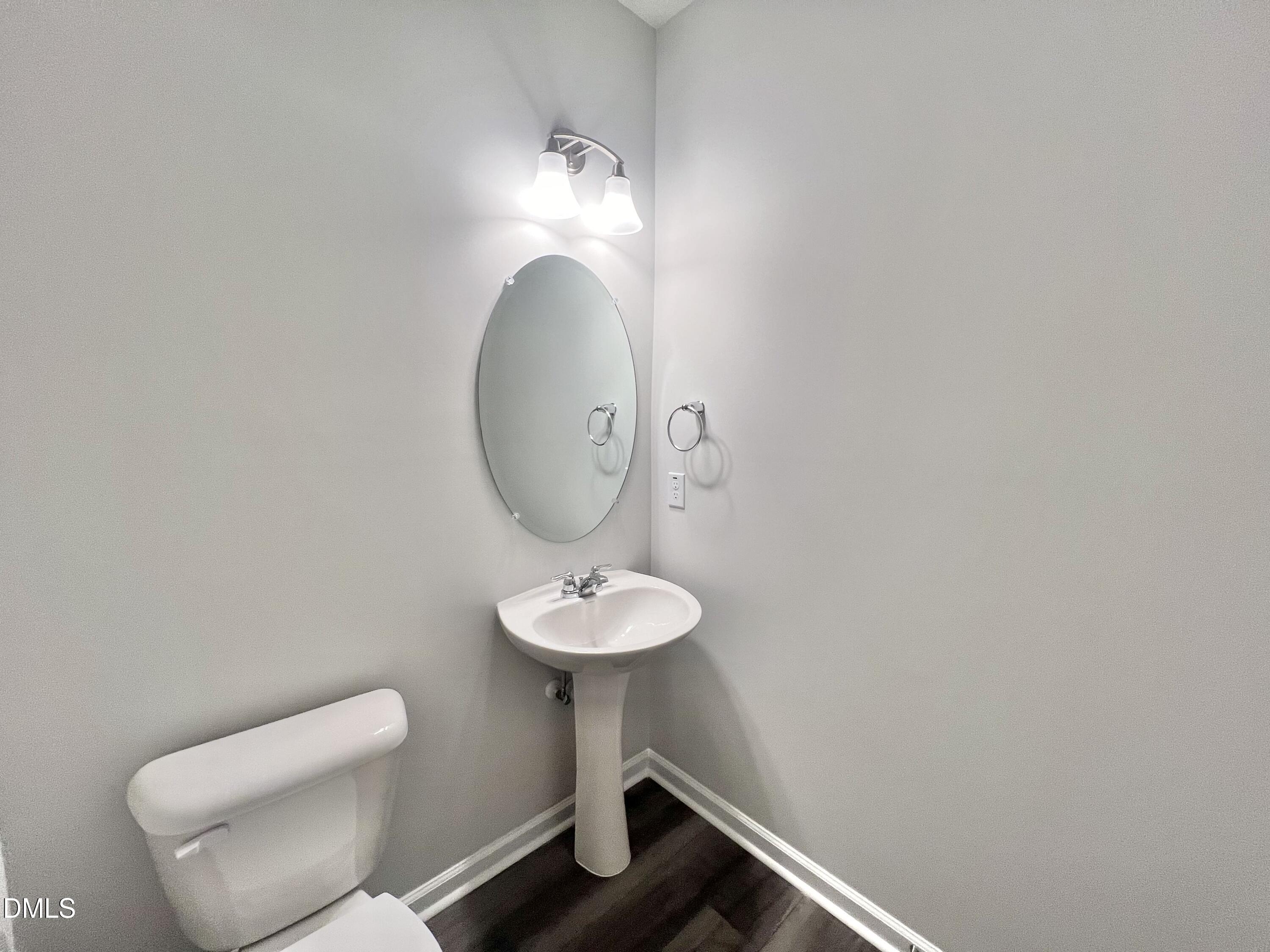 2533 Chert Lane Property Photo 10
