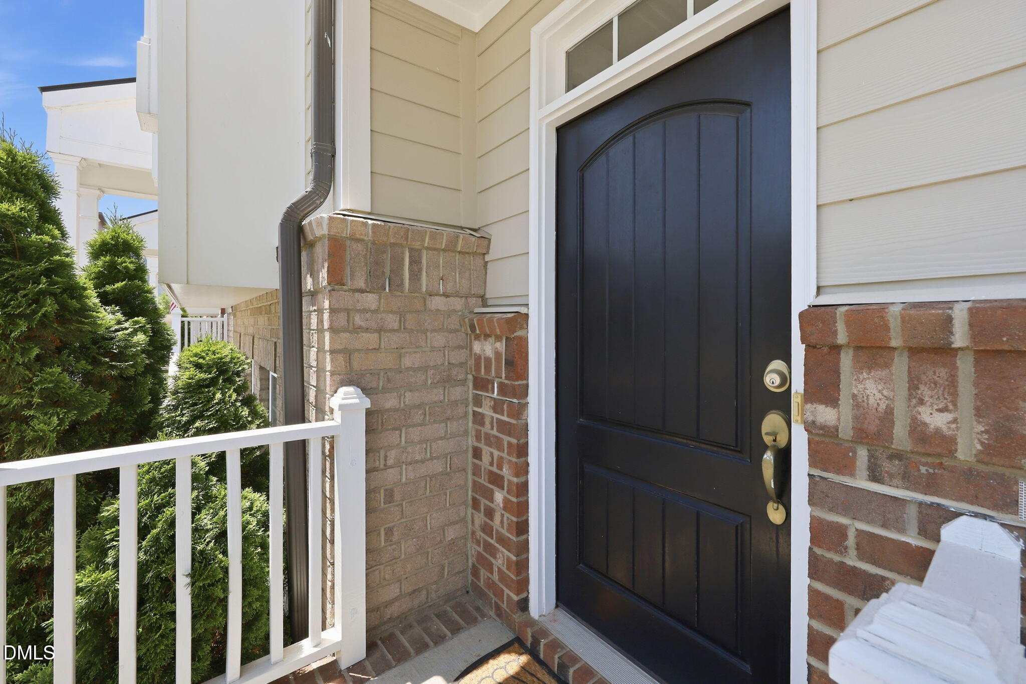 2104 Peakside Drive Property Photo 4