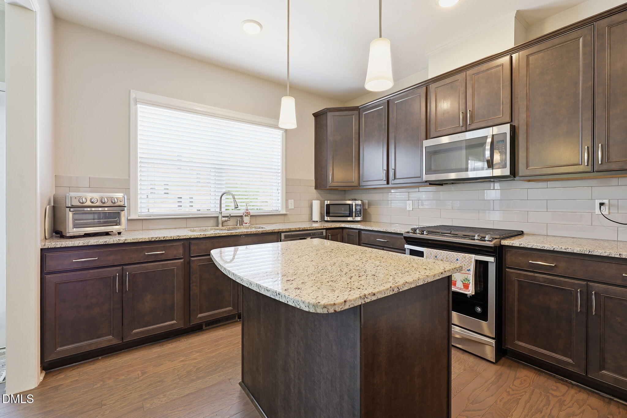2104 Peakside Drive Property Photo 17