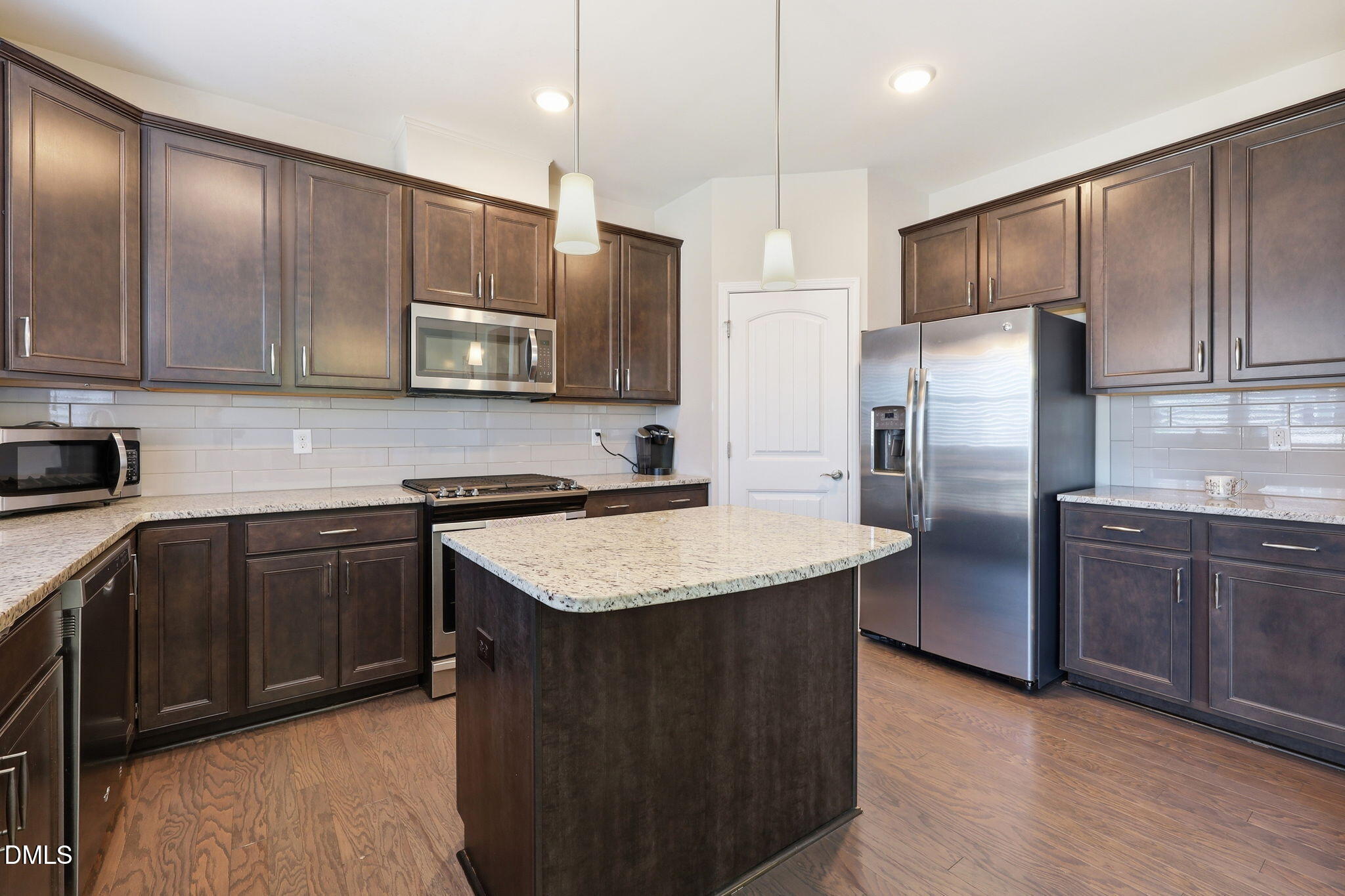 2104 Peakside Drive Property Photo 18
