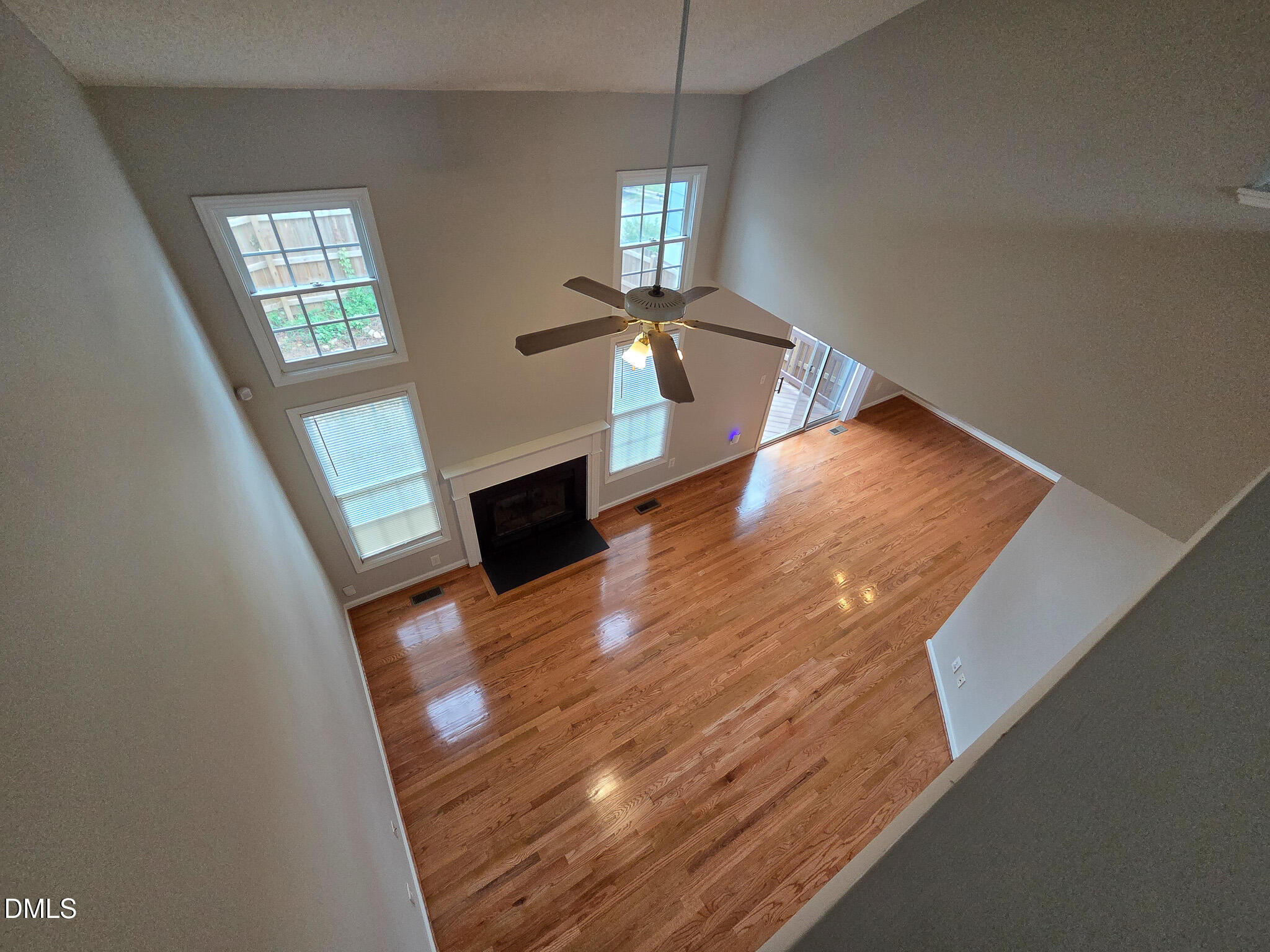 549 Mountain Lake Drive Property Photo 14