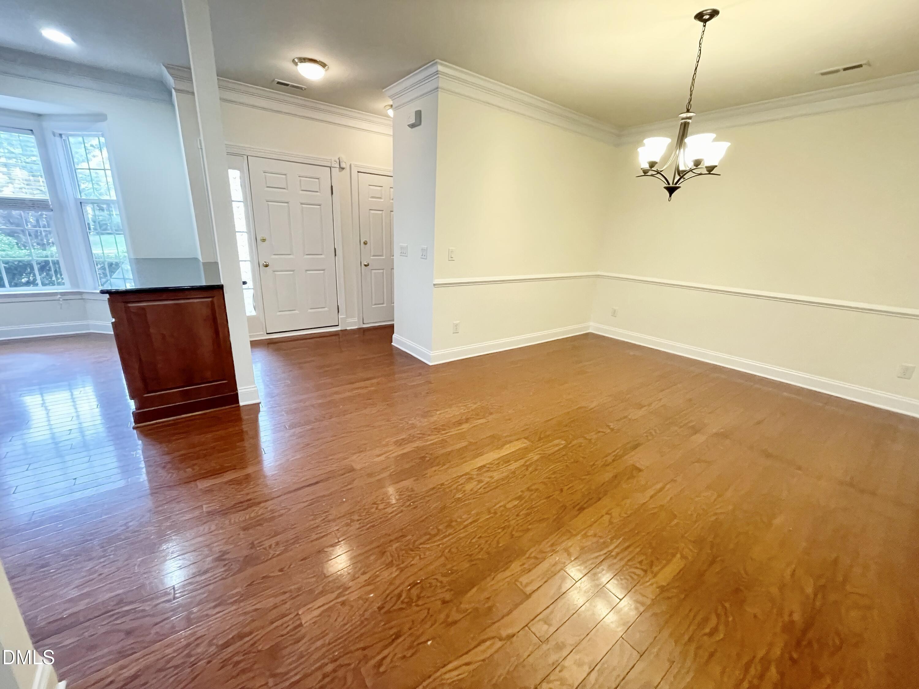 9519 Dellbrook Court Property Photo 5
