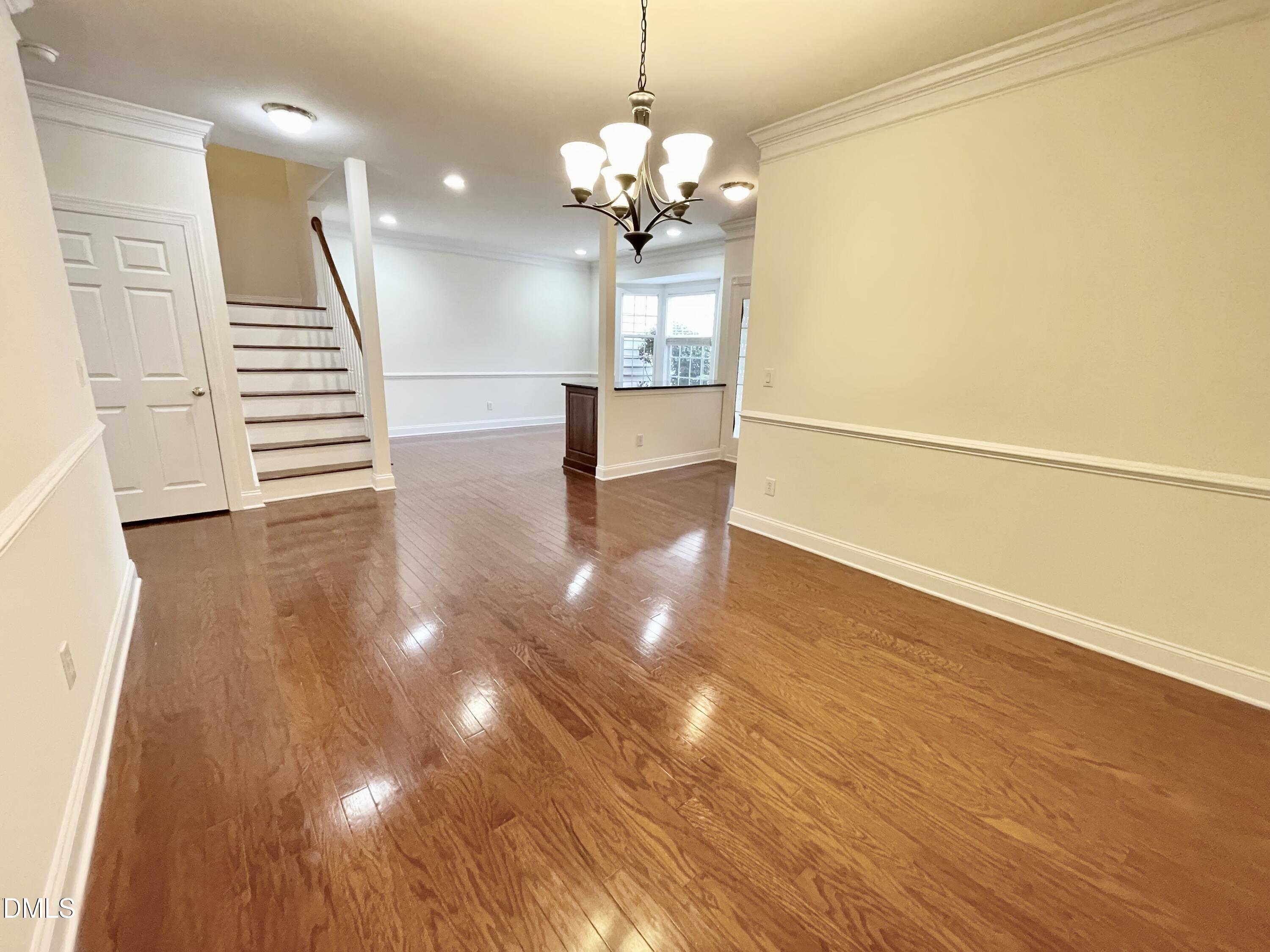9519 Dellbrook Court Property Photo 6