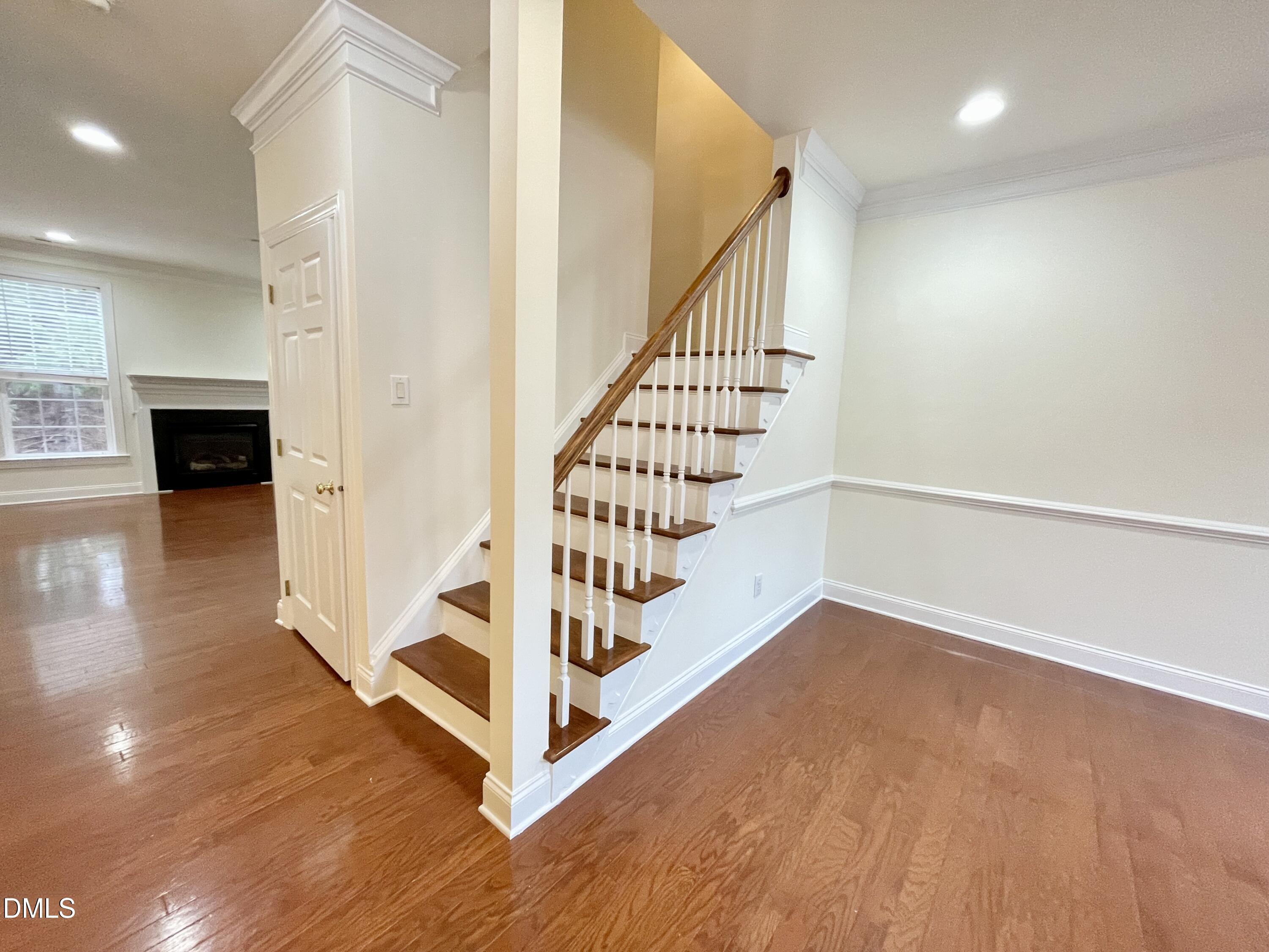 9519 Dellbrook Court Property Photo 7
