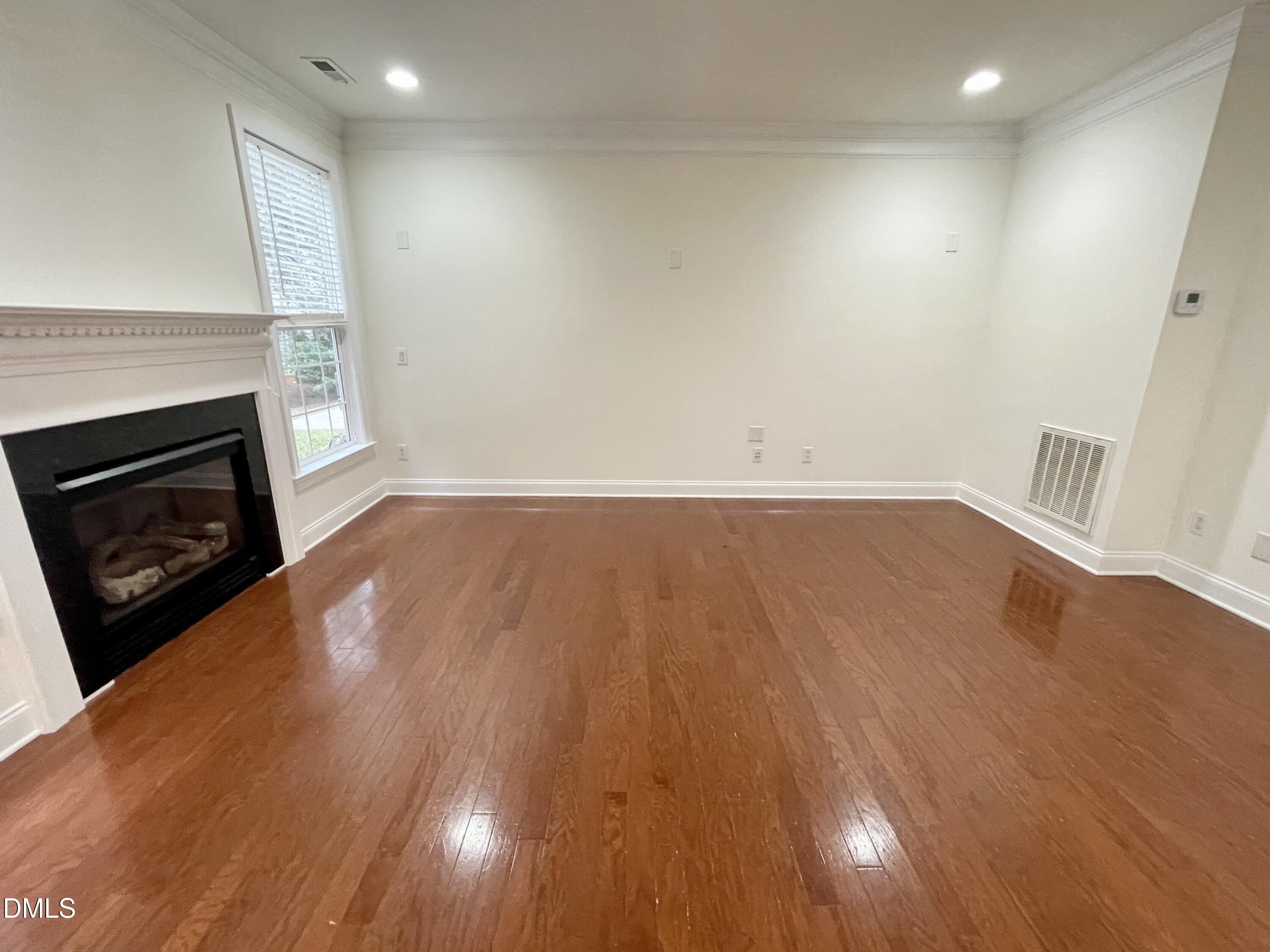 9519 Dellbrook Court Property Photo 10