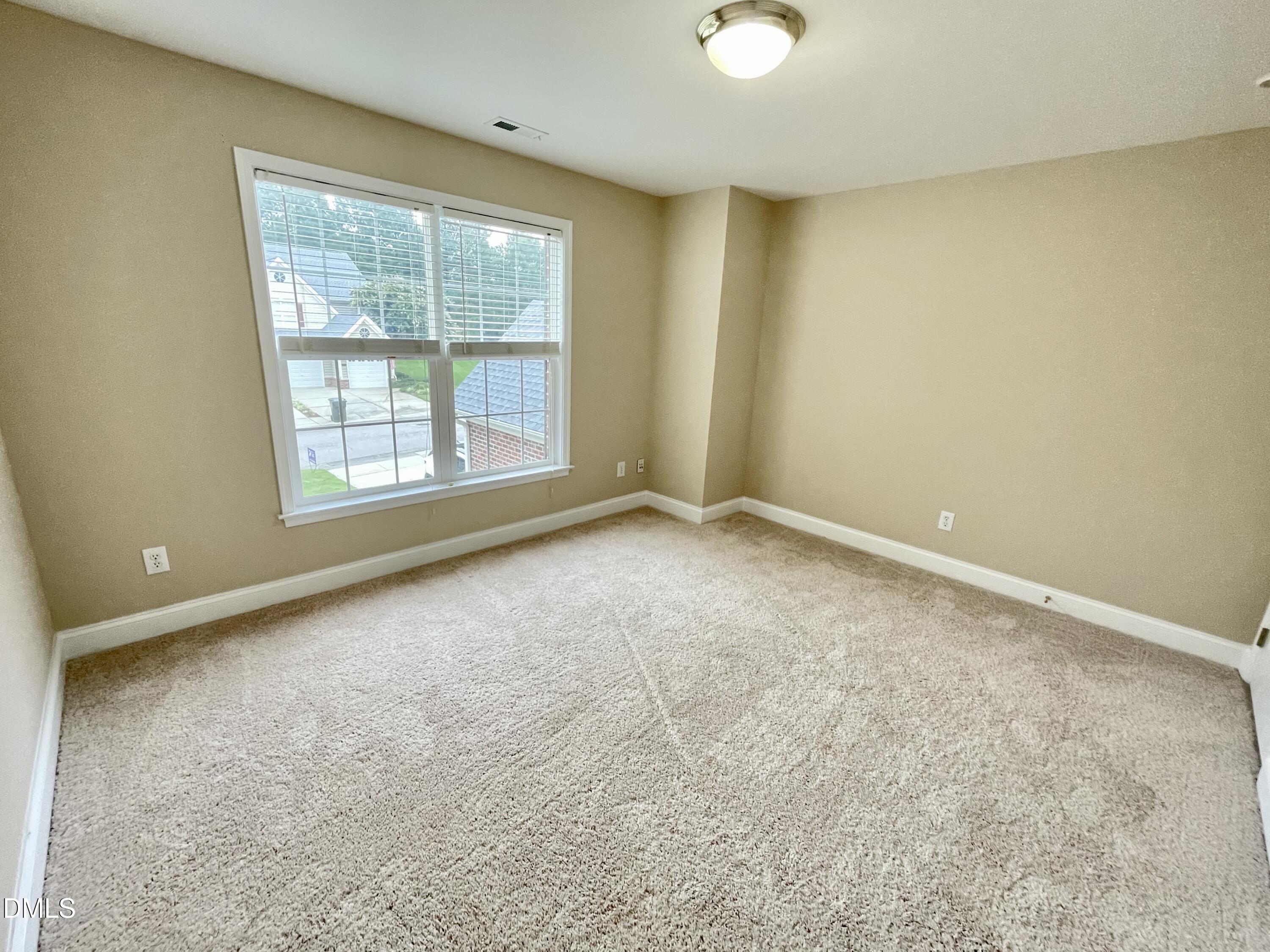 9519 Dellbrook Court Property Photo 27