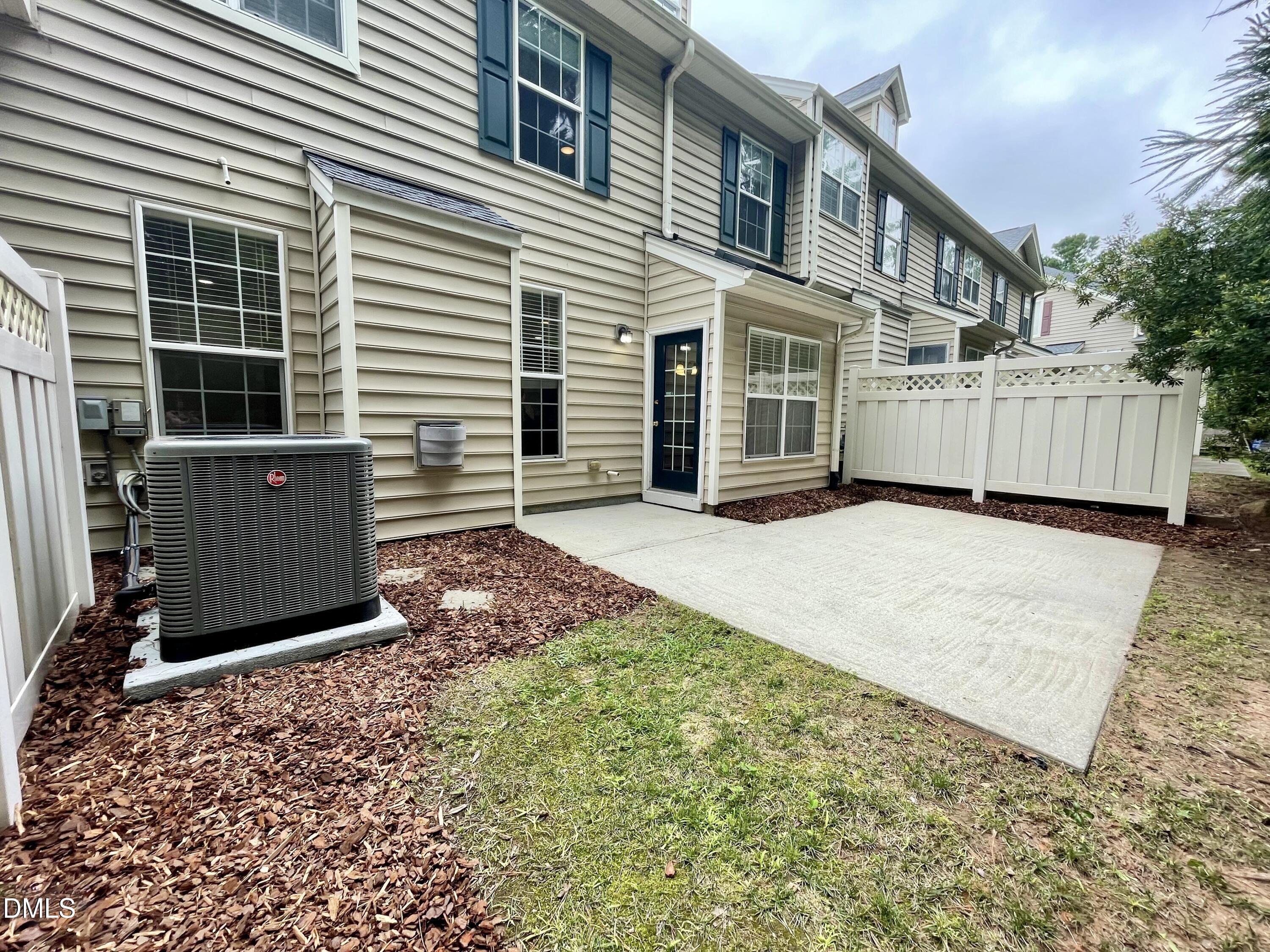 9519 Dellbrook Court Property Photo 37