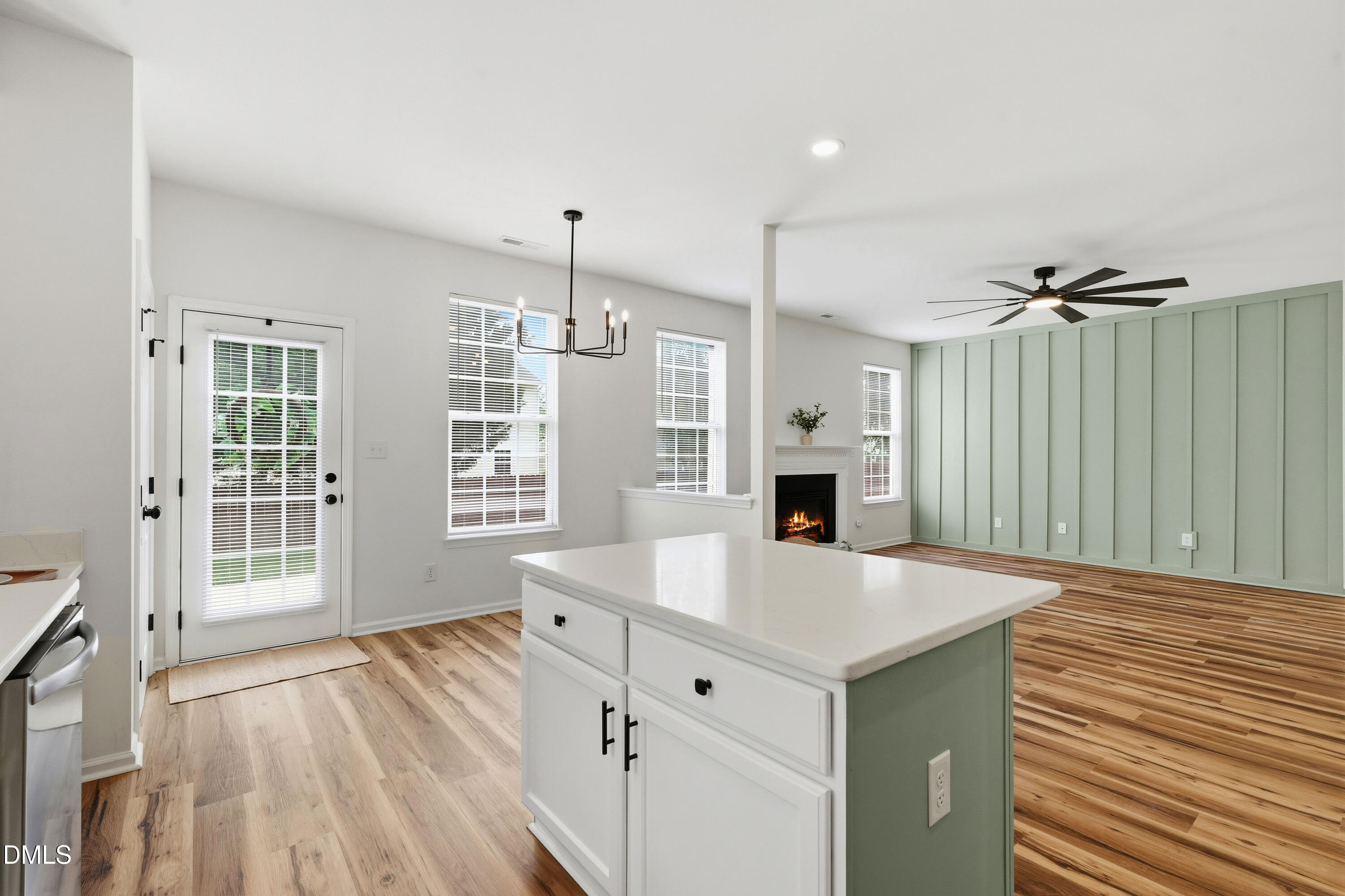 112 Smith Rock Drive