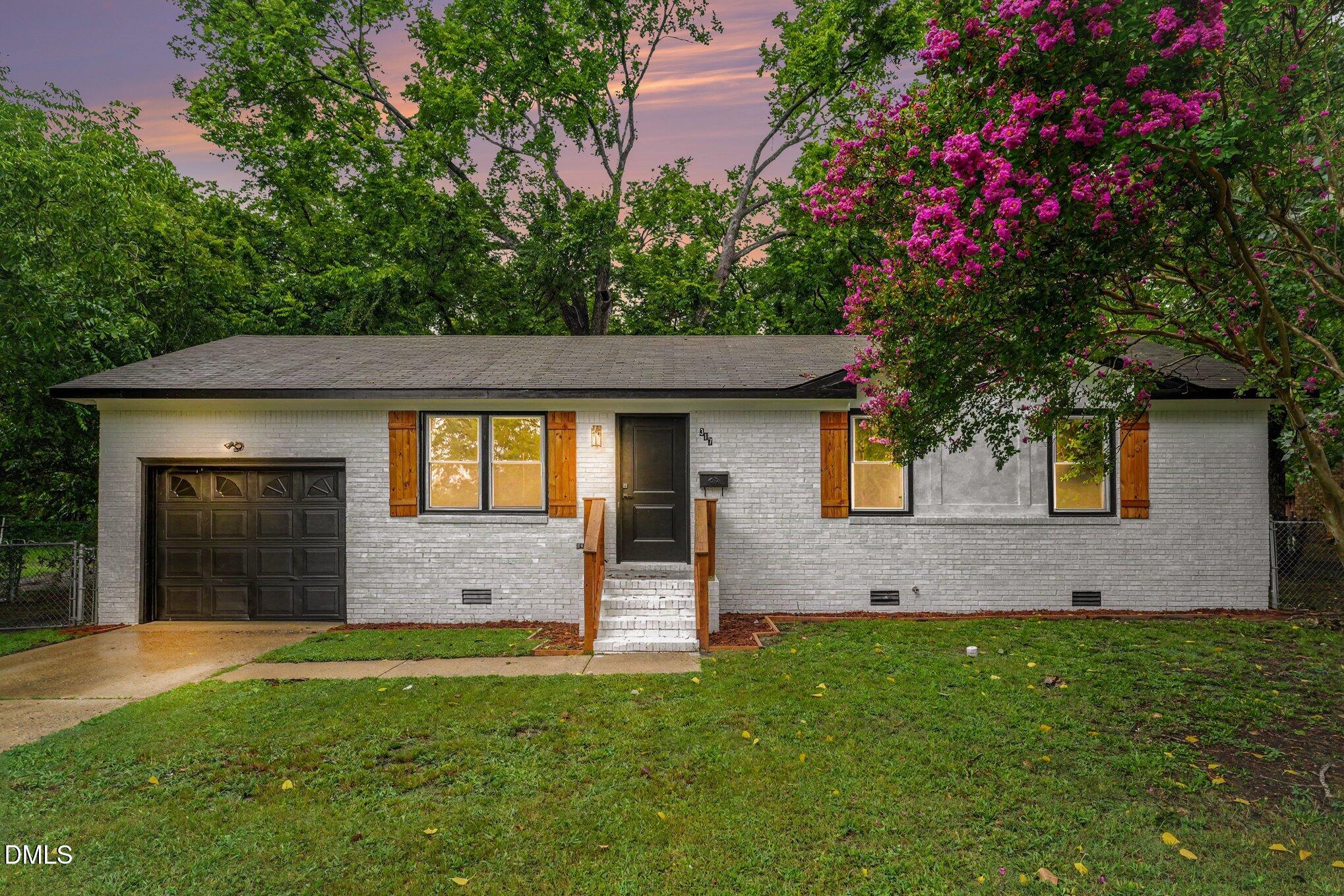 317 S Alabama Avenue Property Photo 1