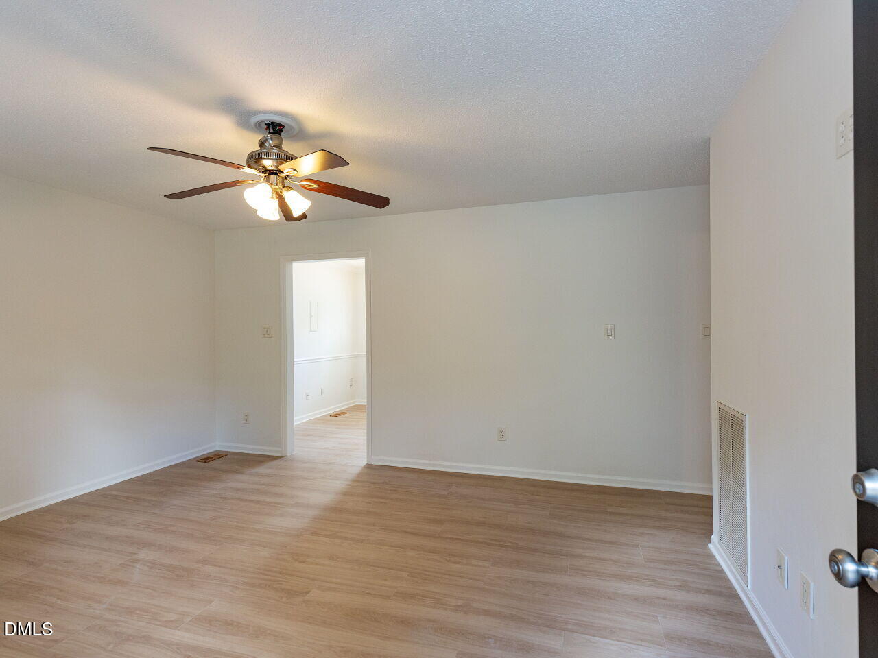 2612 Brad Court Property Photo 5