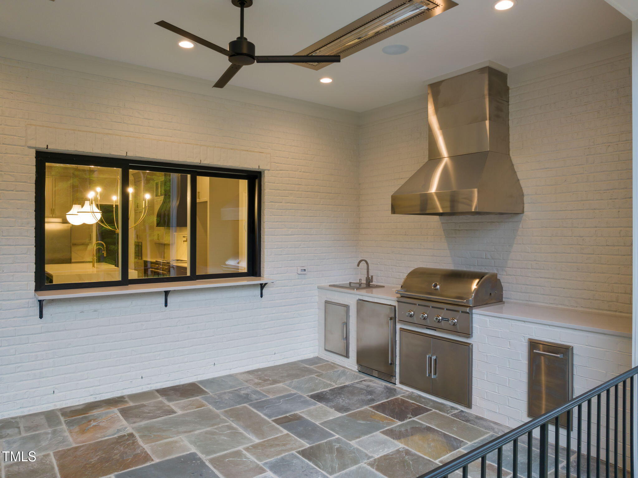 9004 Meadow Pointe Court Property Photo 28