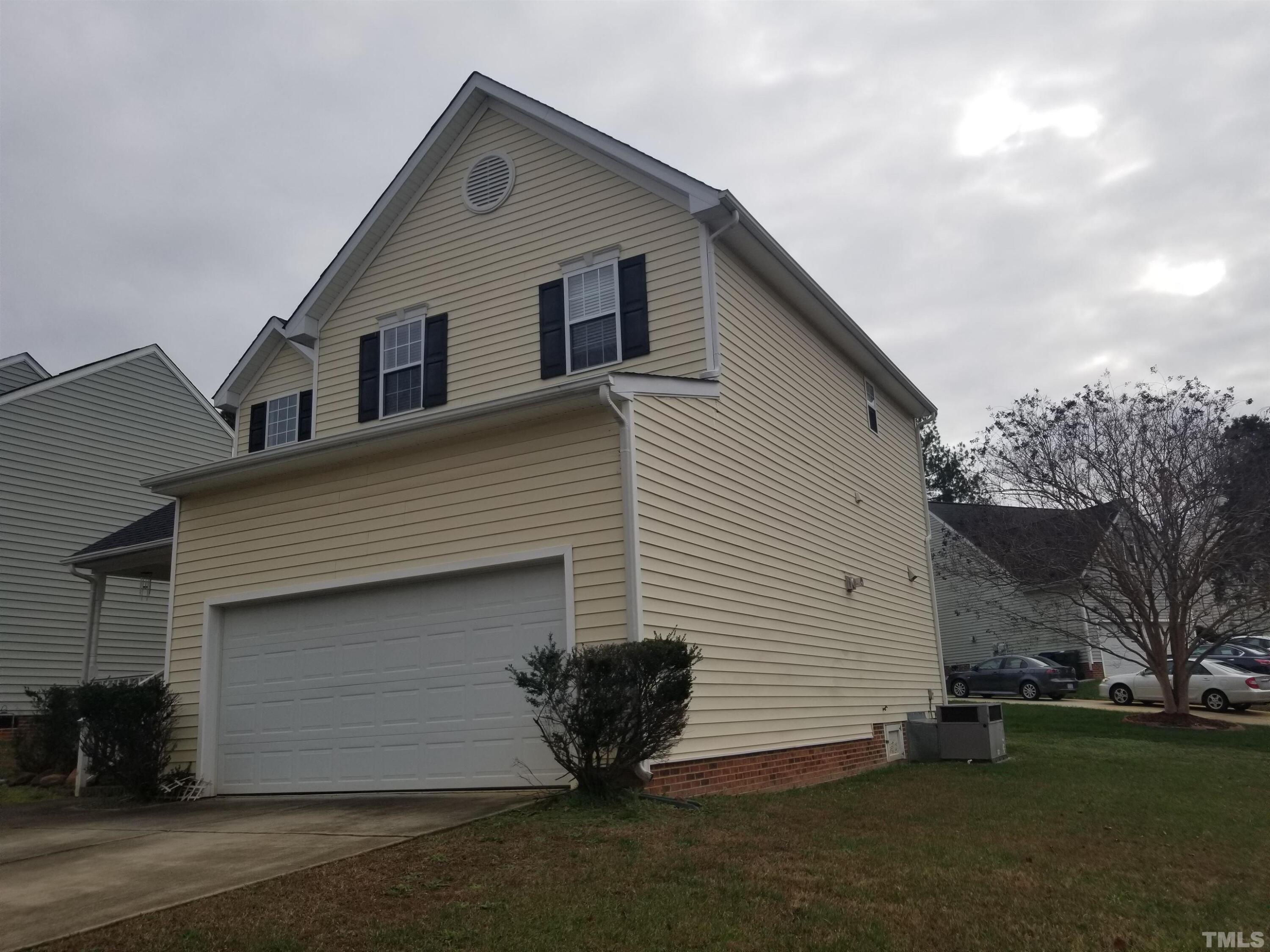 2817 Rainford Court Property Photo 3