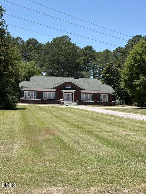 1202 E Cumberland Street Property Photo 8