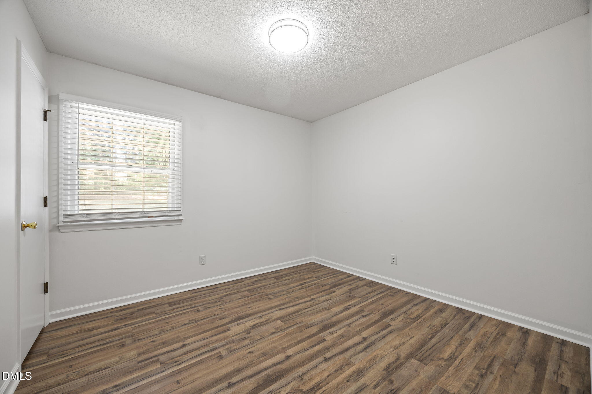 105 E Murray Avenue Property Photo 14