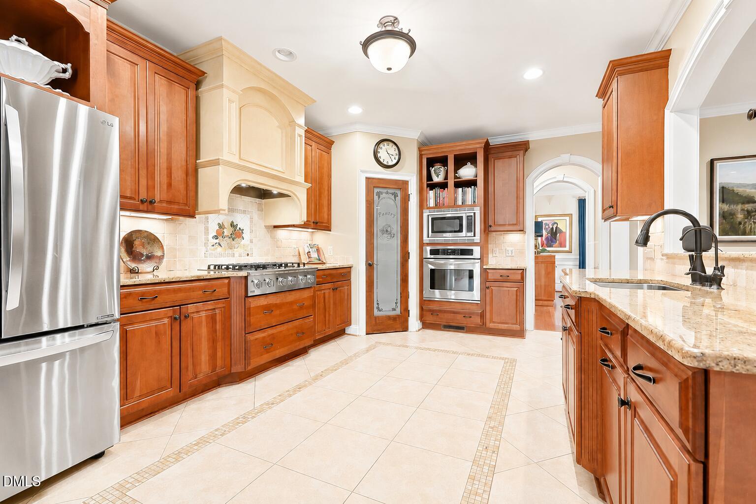 240 Norwalk Street Property Photo 13