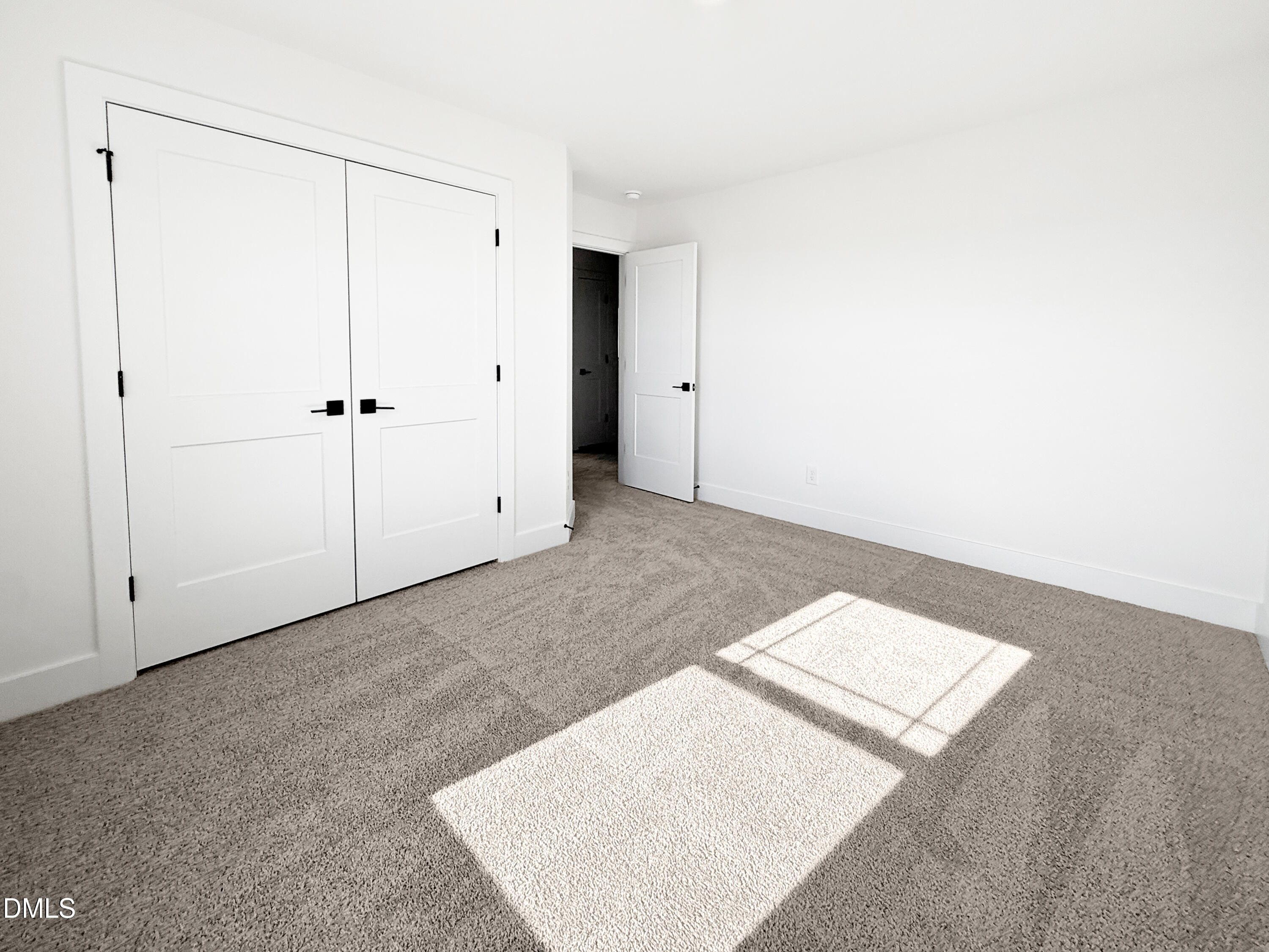 207 Hidden Pines Drive Property Photo 24