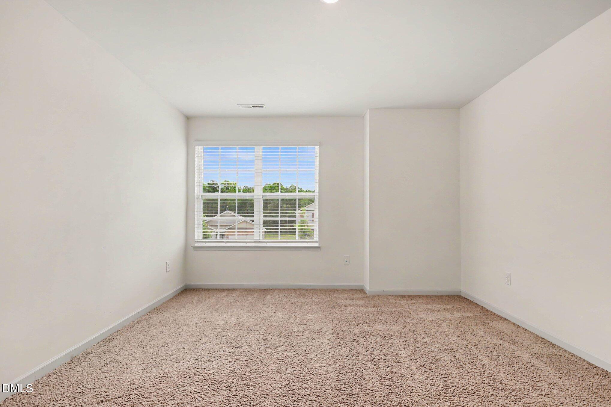 480 N Great White Way Property Photo 25