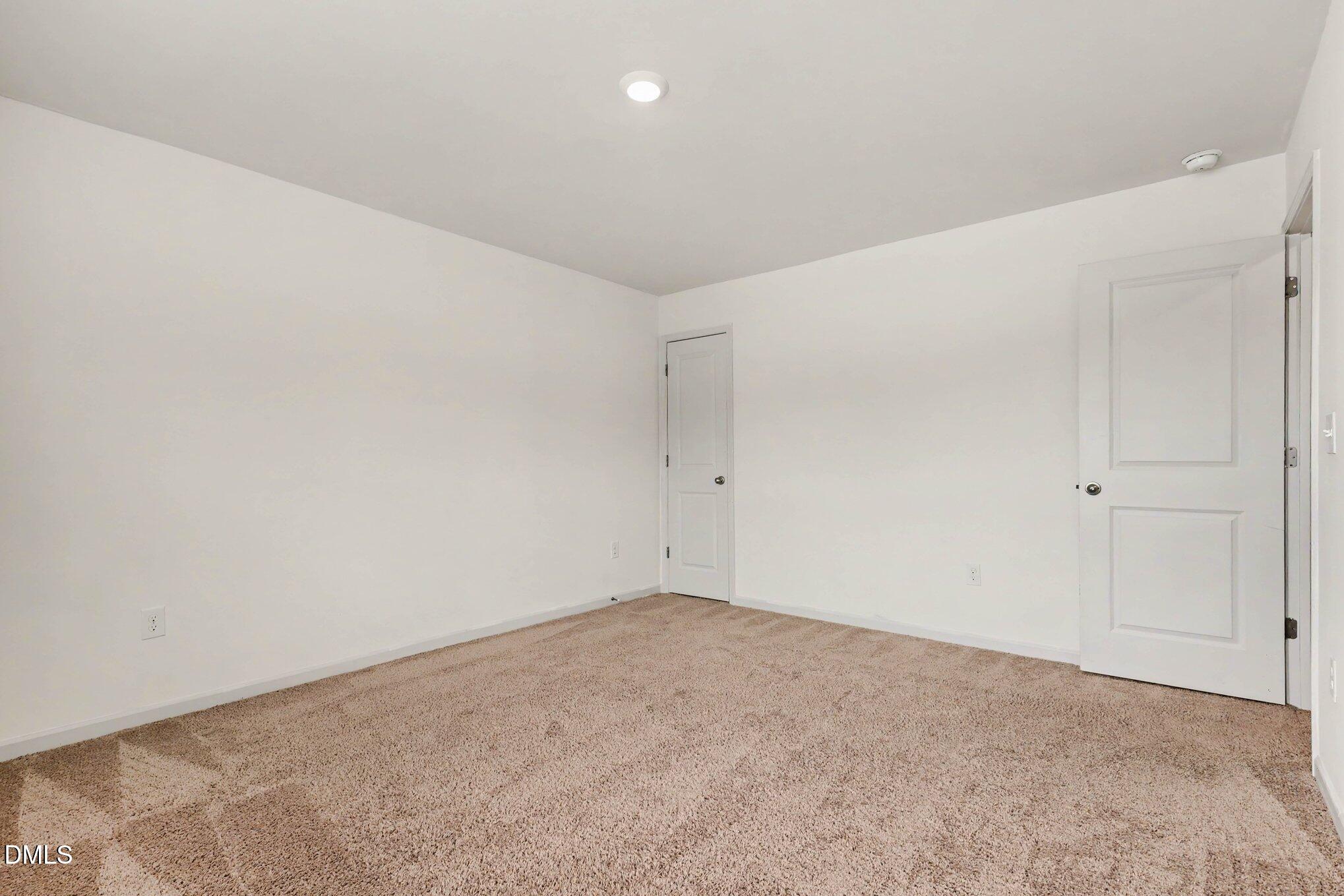 480 N Great White Way Property Photo 26