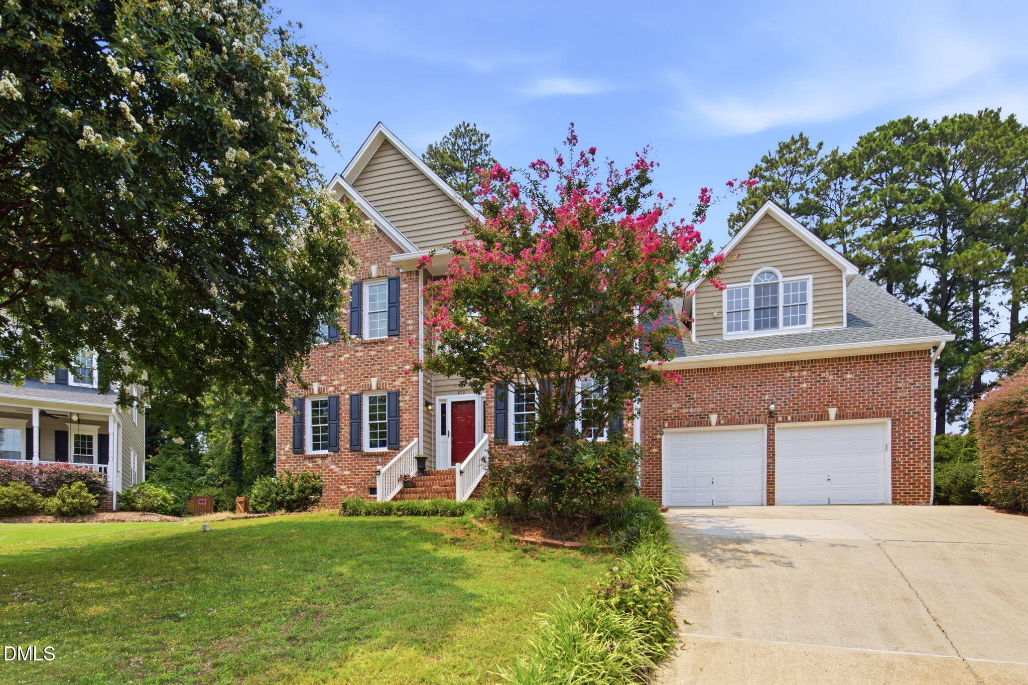 102 Pine Stroll Drive Property Photo 4