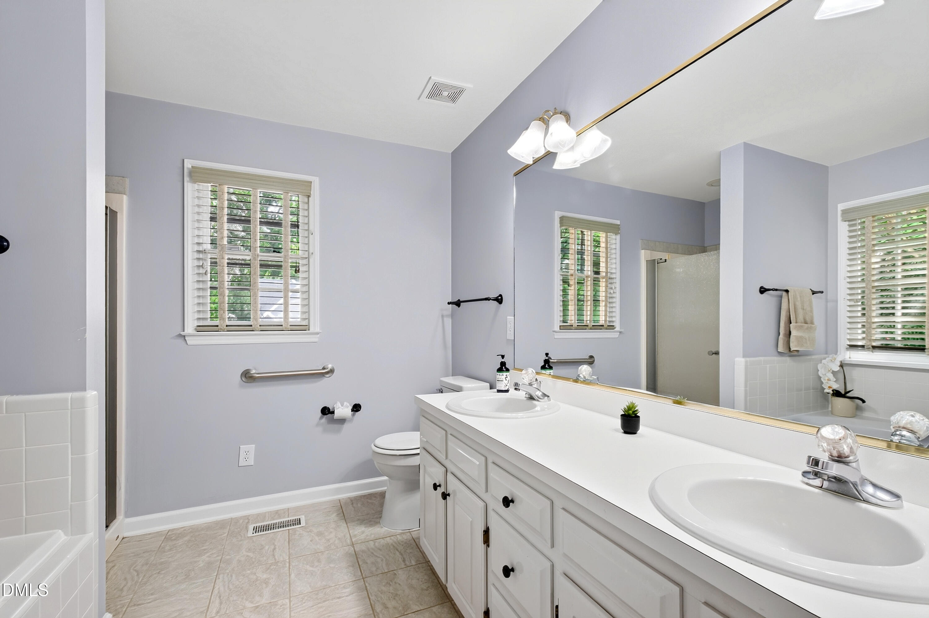 2120 Longwood Drive Property Photo 22