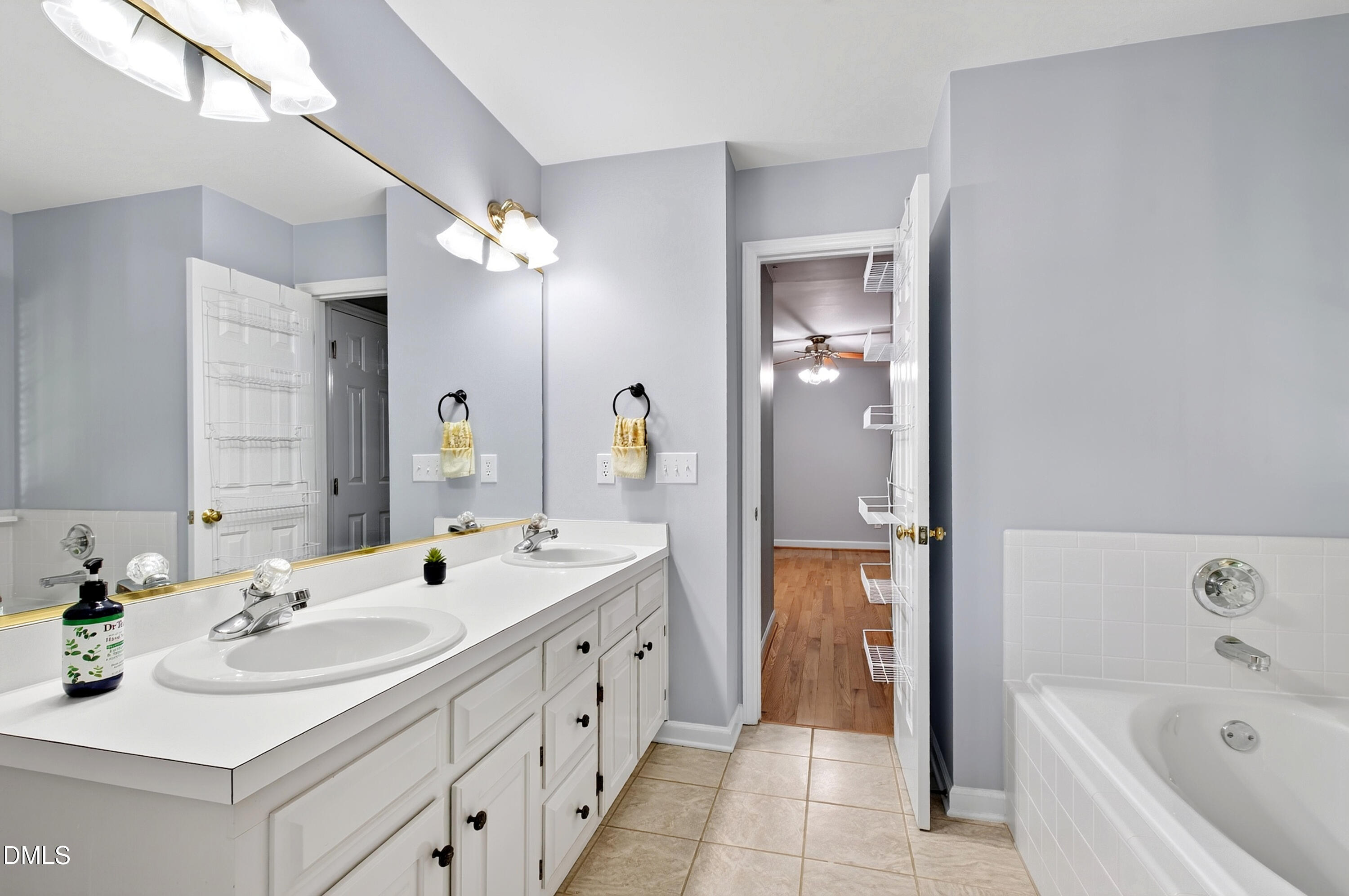 2120 Longwood Drive Property Photo 23