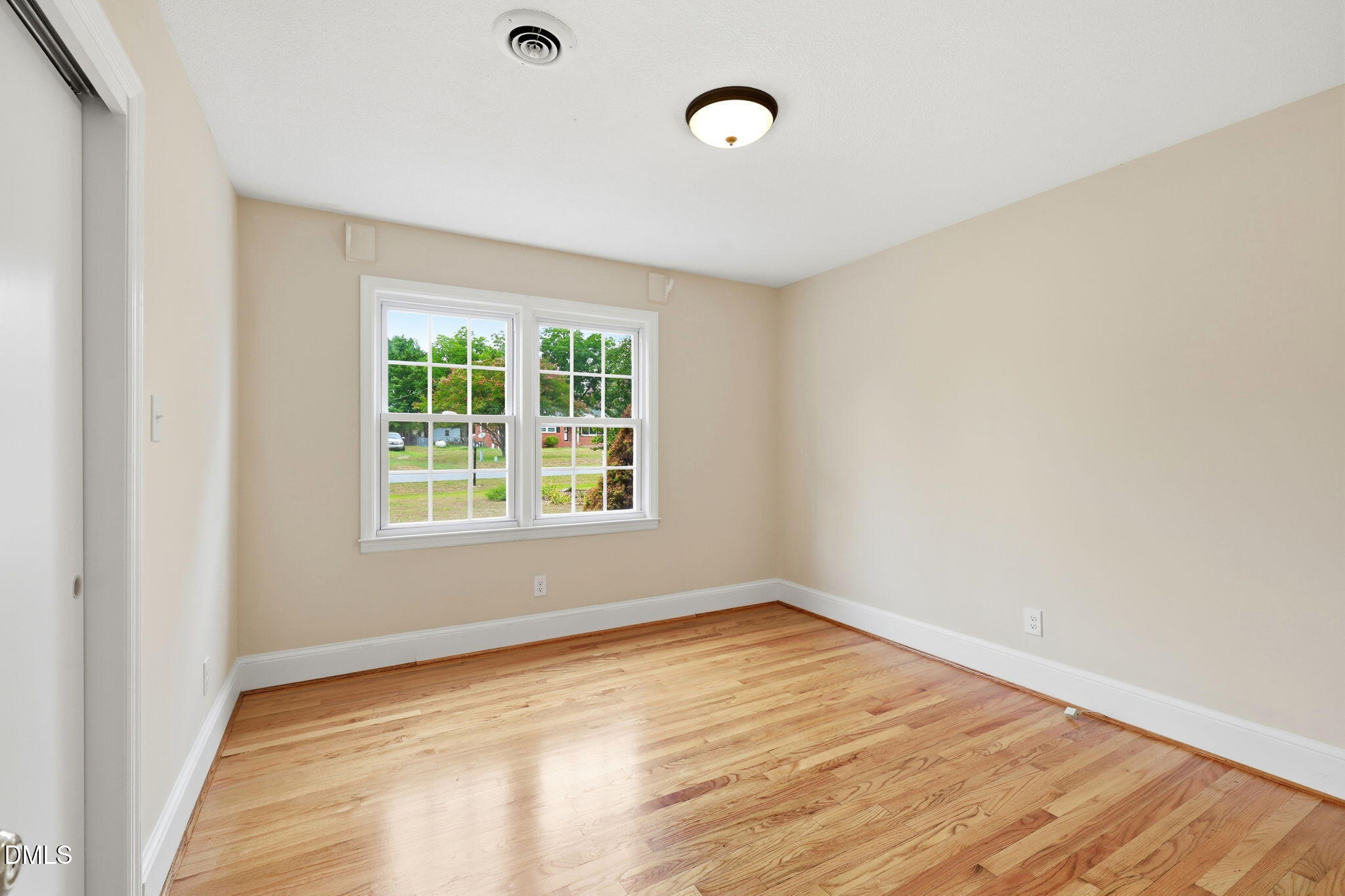 3801 W Allen Street W Property Photo 15