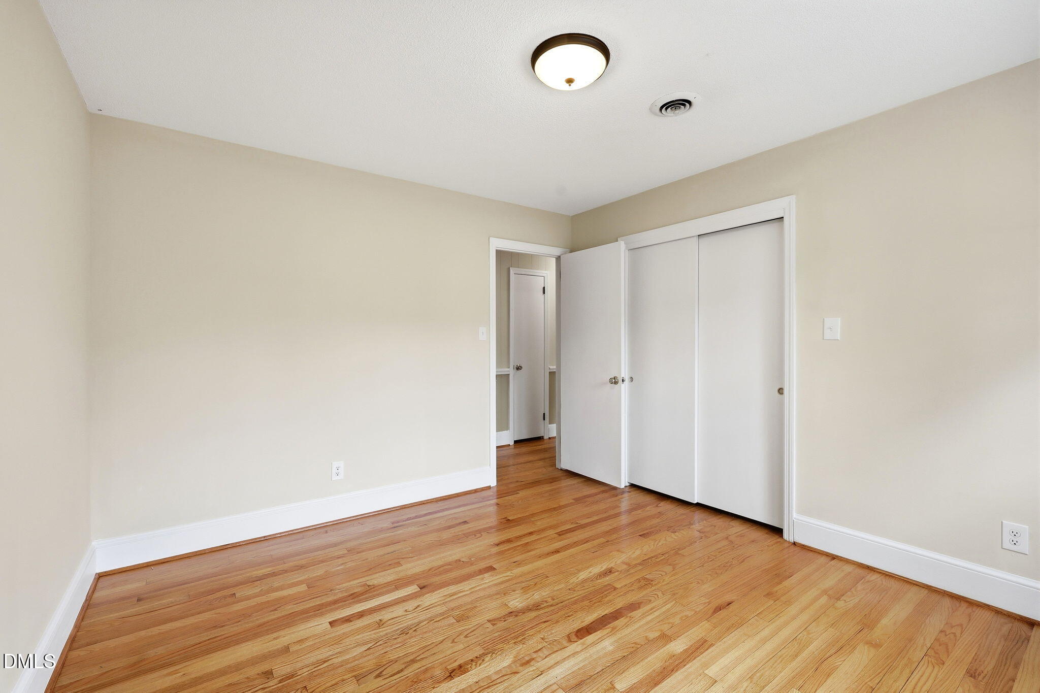 3801 W Allen Street W Property Photo 16