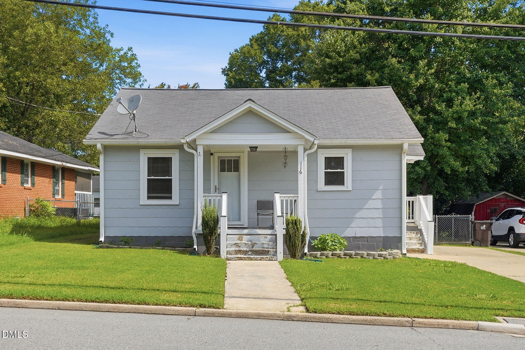 116 W Academy Street