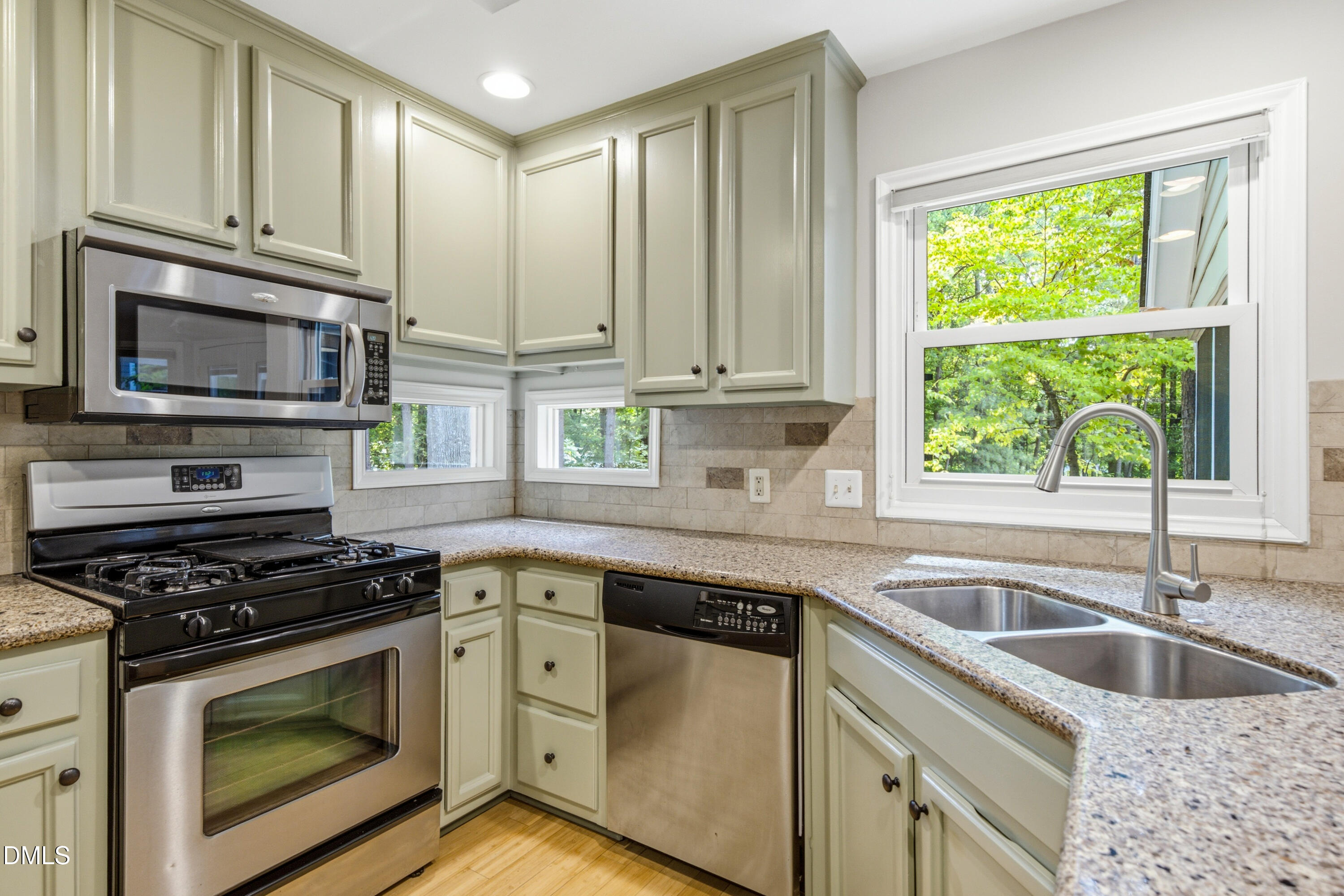104 Tiercel Court Property Photo 15