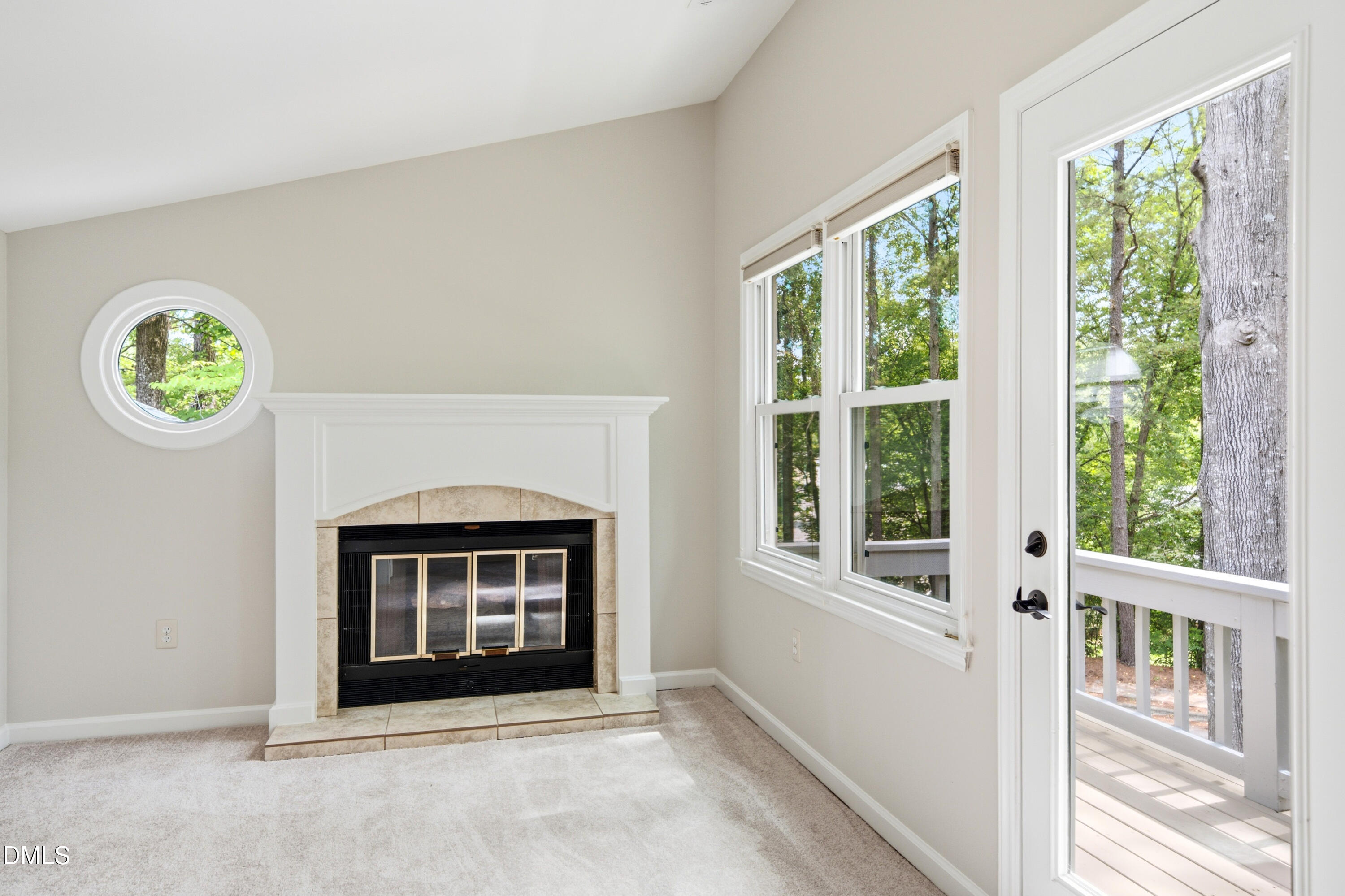 104 Tiercel Court Property Photo 29