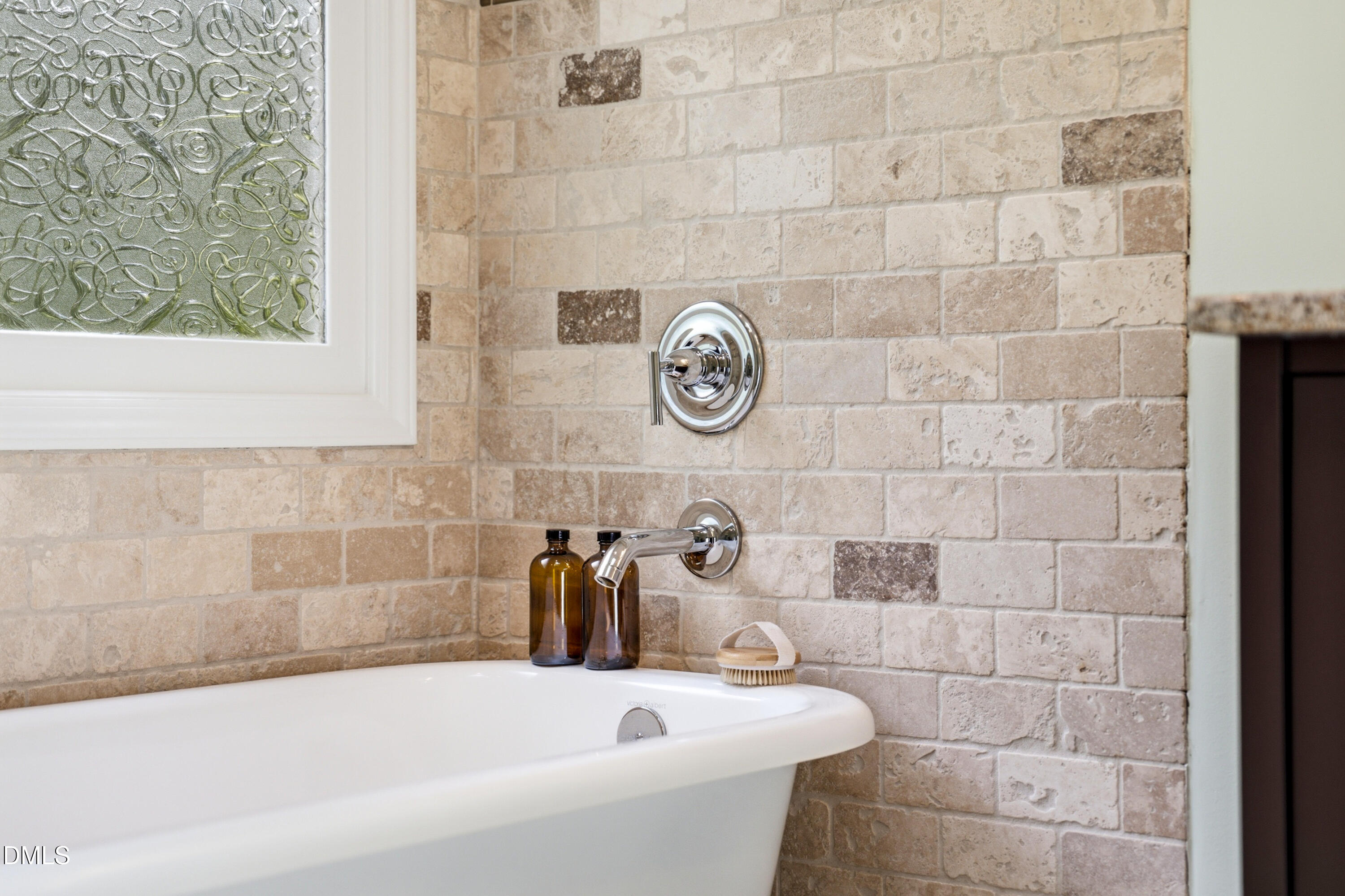 104 Tiercel Court Property Photo 34