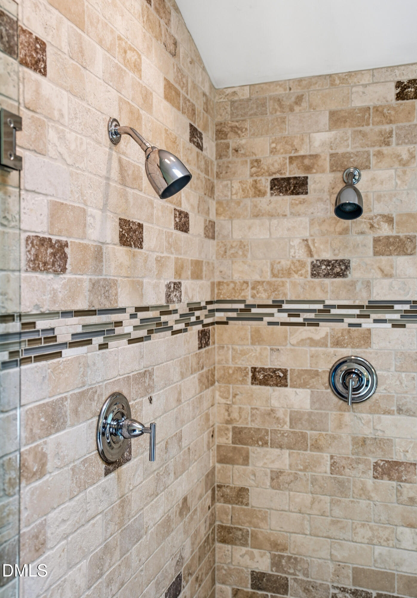 104 Tiercel Court Property Photo 35