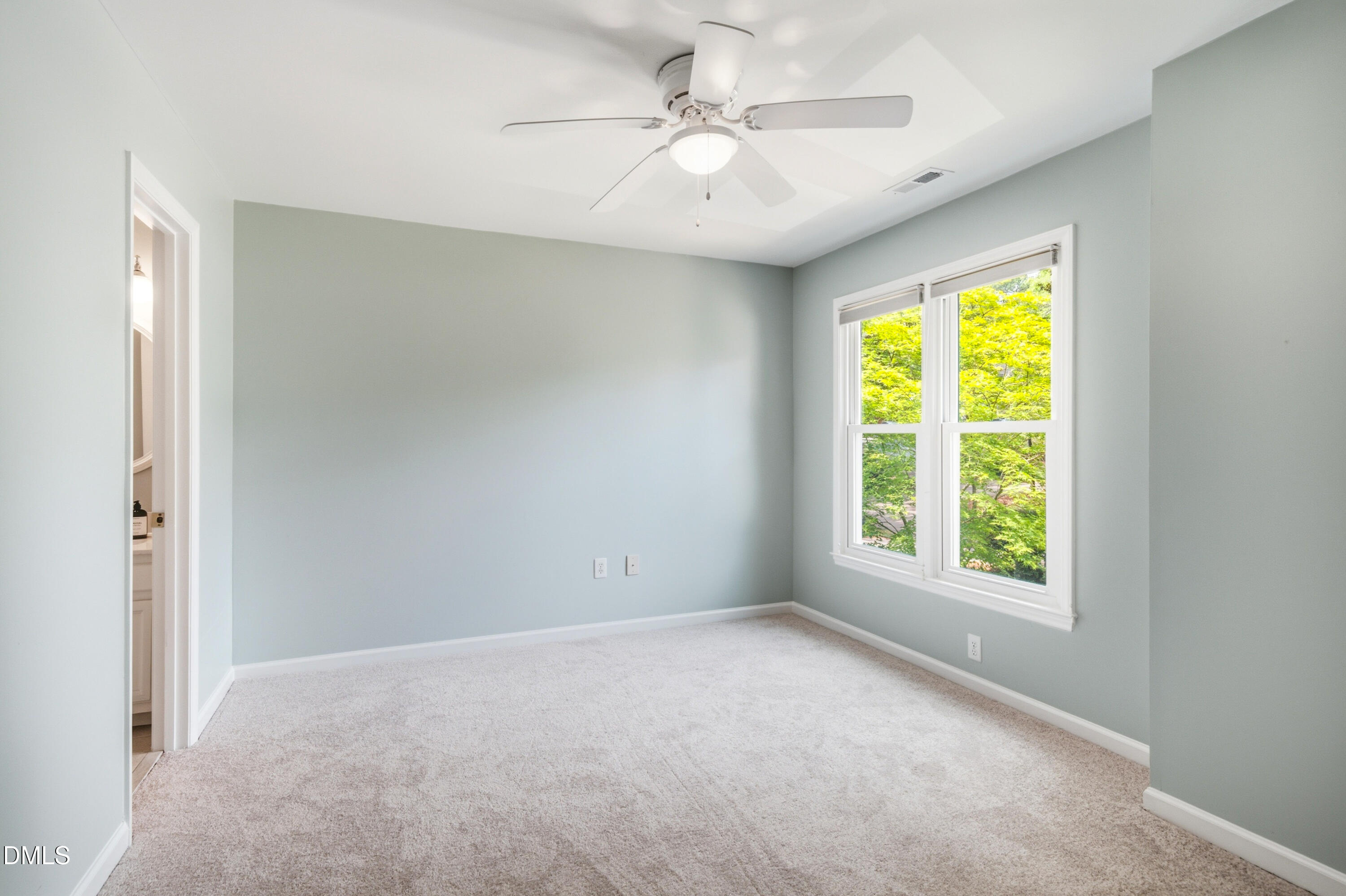 104 Tiercel Court Property Photo 37