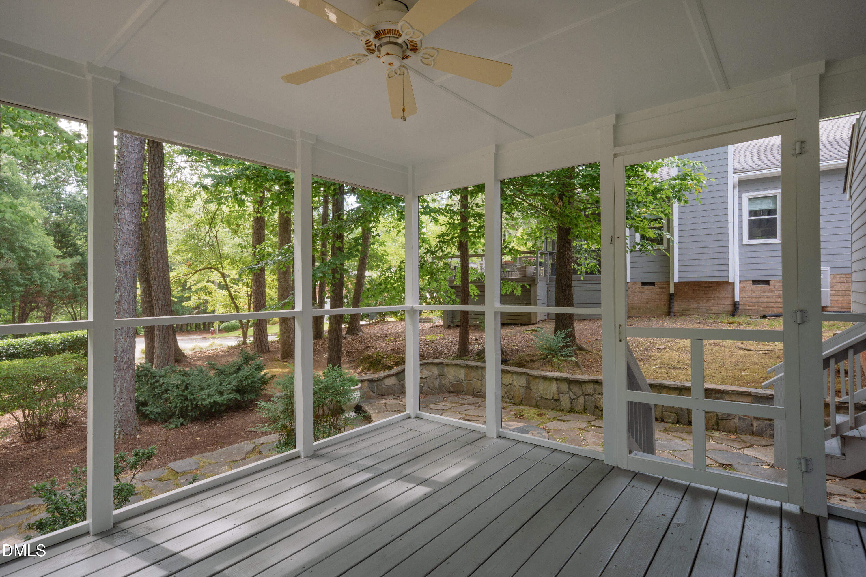 104 Tiercel Court Property Photo 44