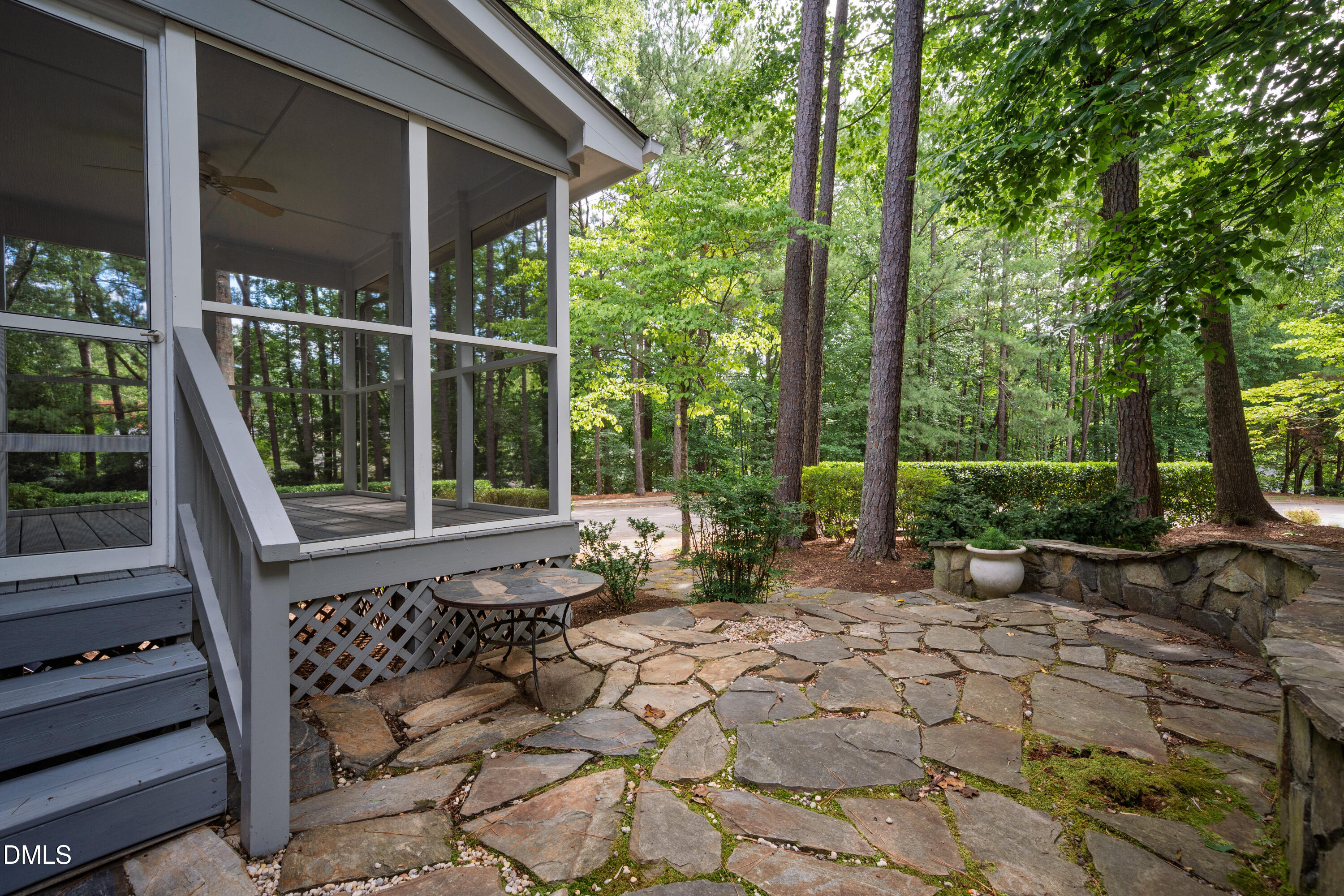 104 Tiercel Court Property Photo 45