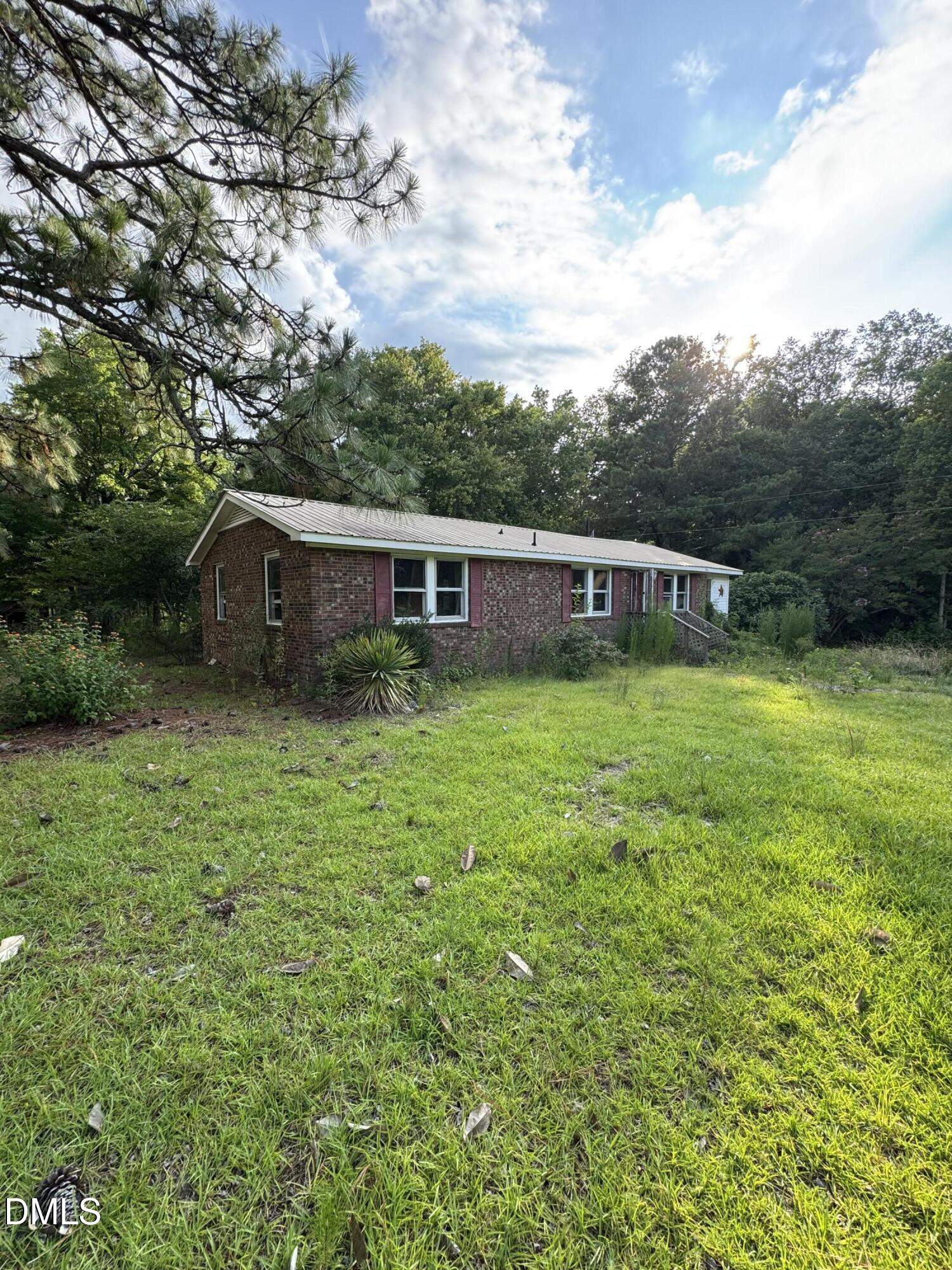 2633 Tanbark Drive Property Photo 1